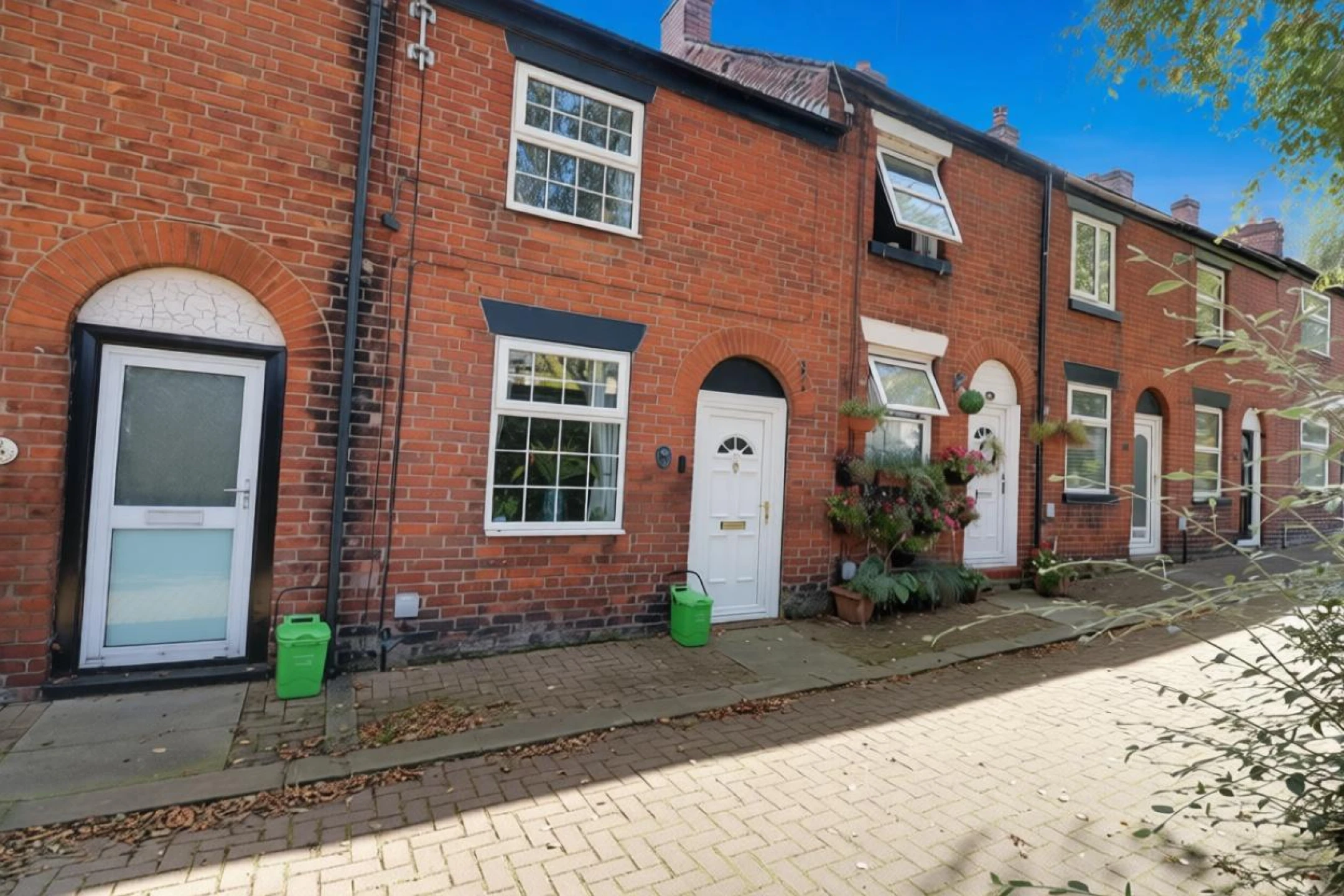 Property enquiry form background image