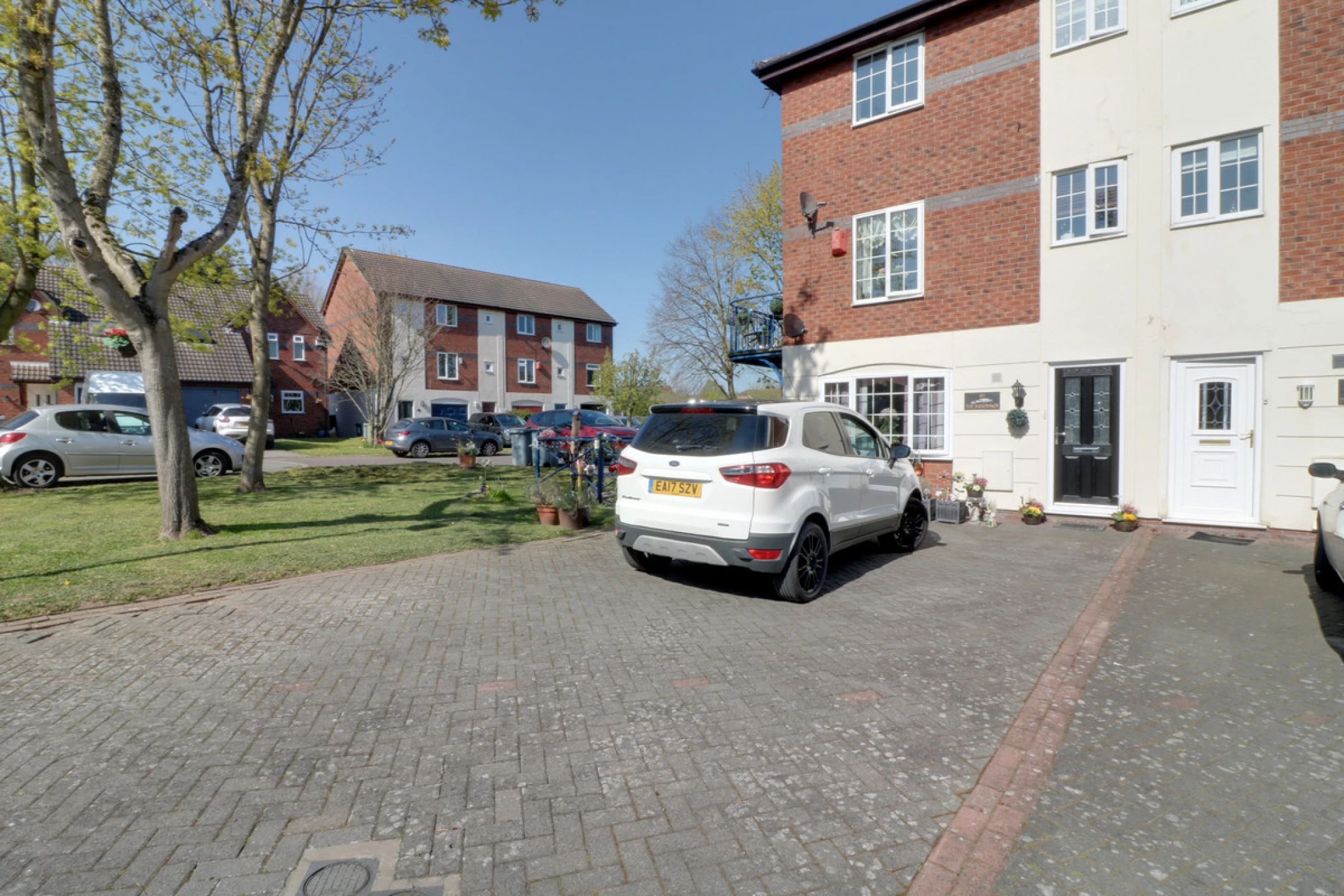 Property enquiry form background image