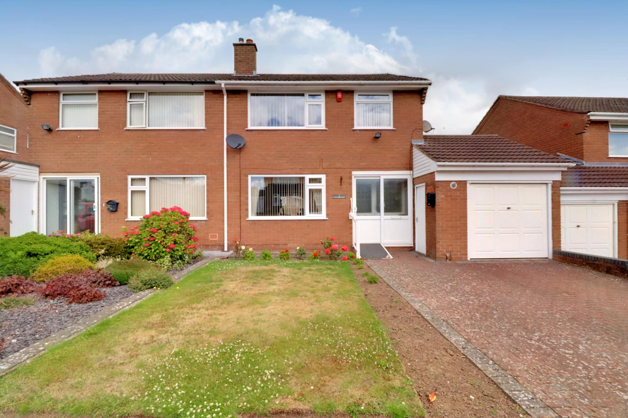 Property enquiry form background image