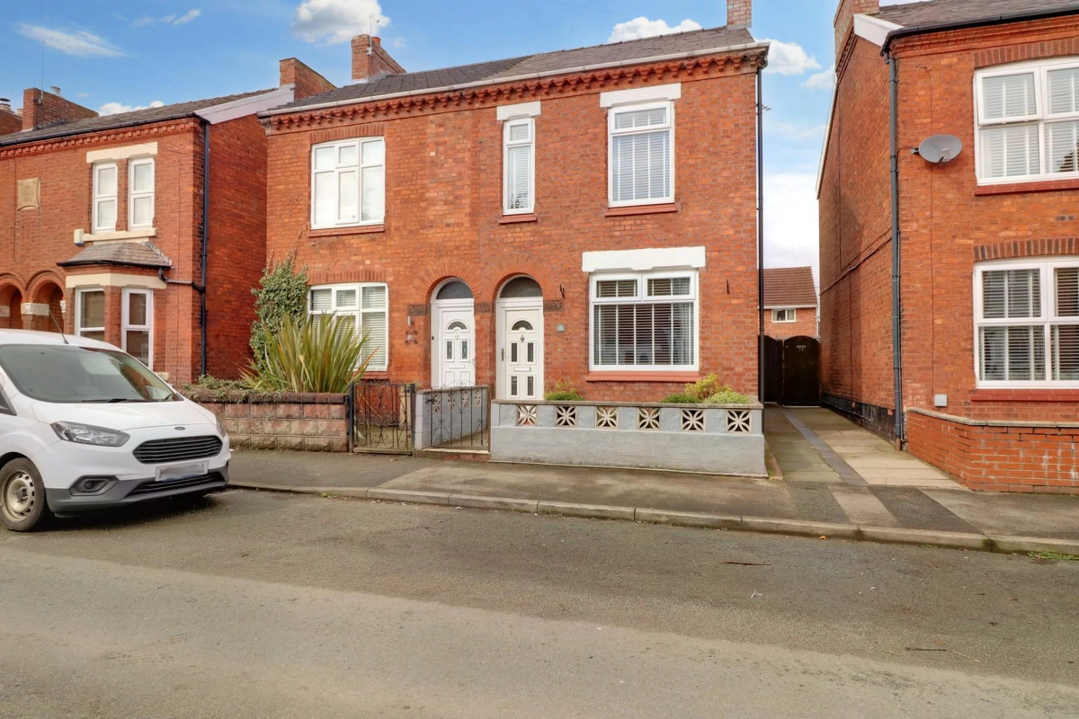 Property enquiry form background image