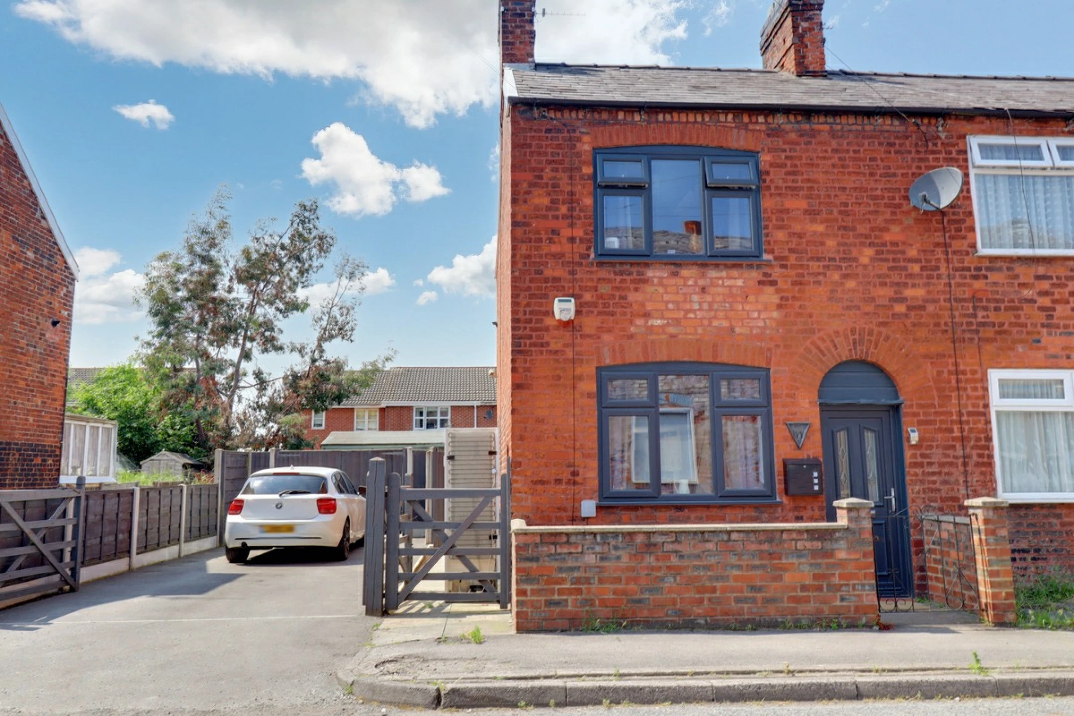 Property enquiry form background image