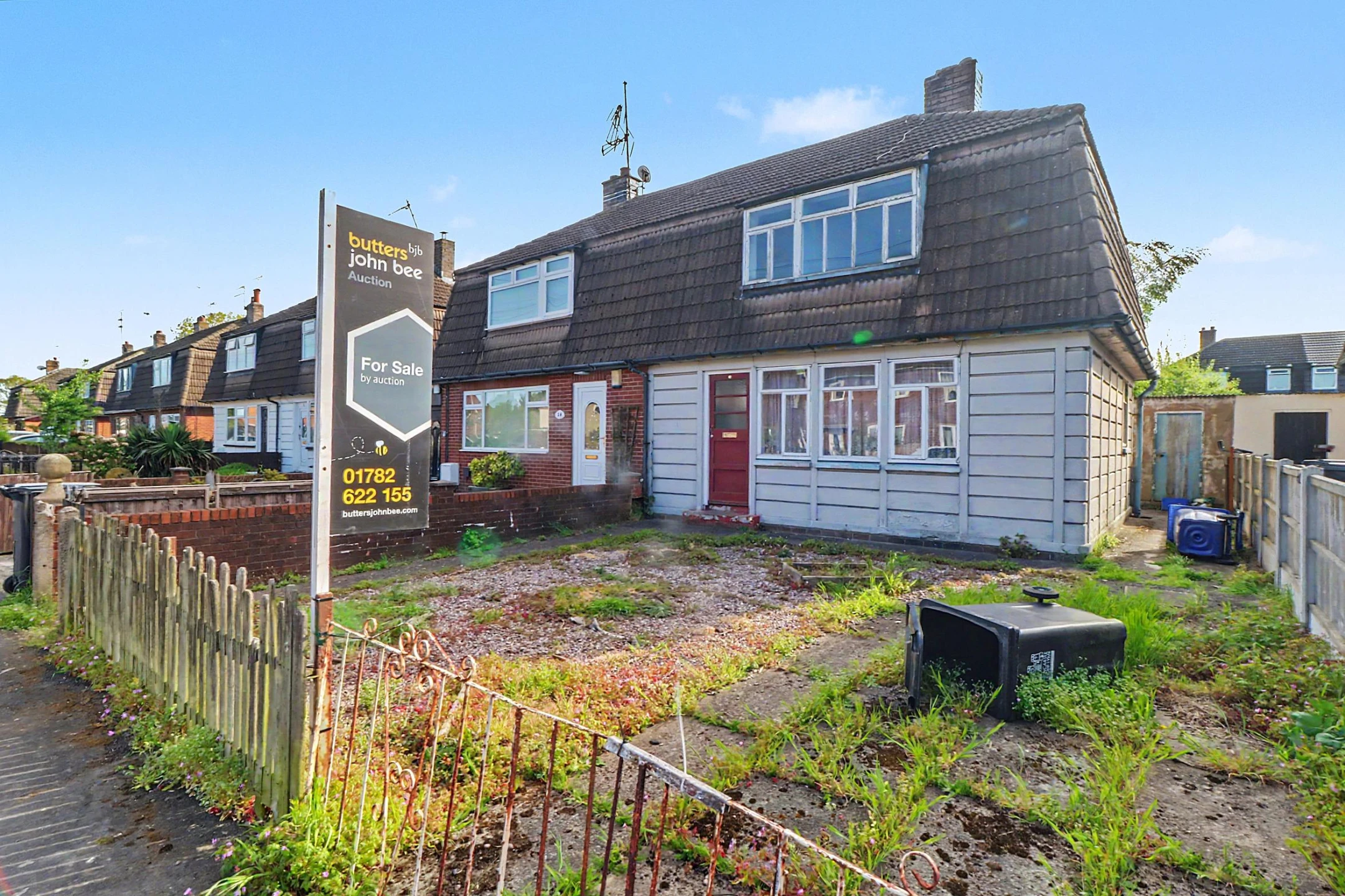 Property enquiry form background image