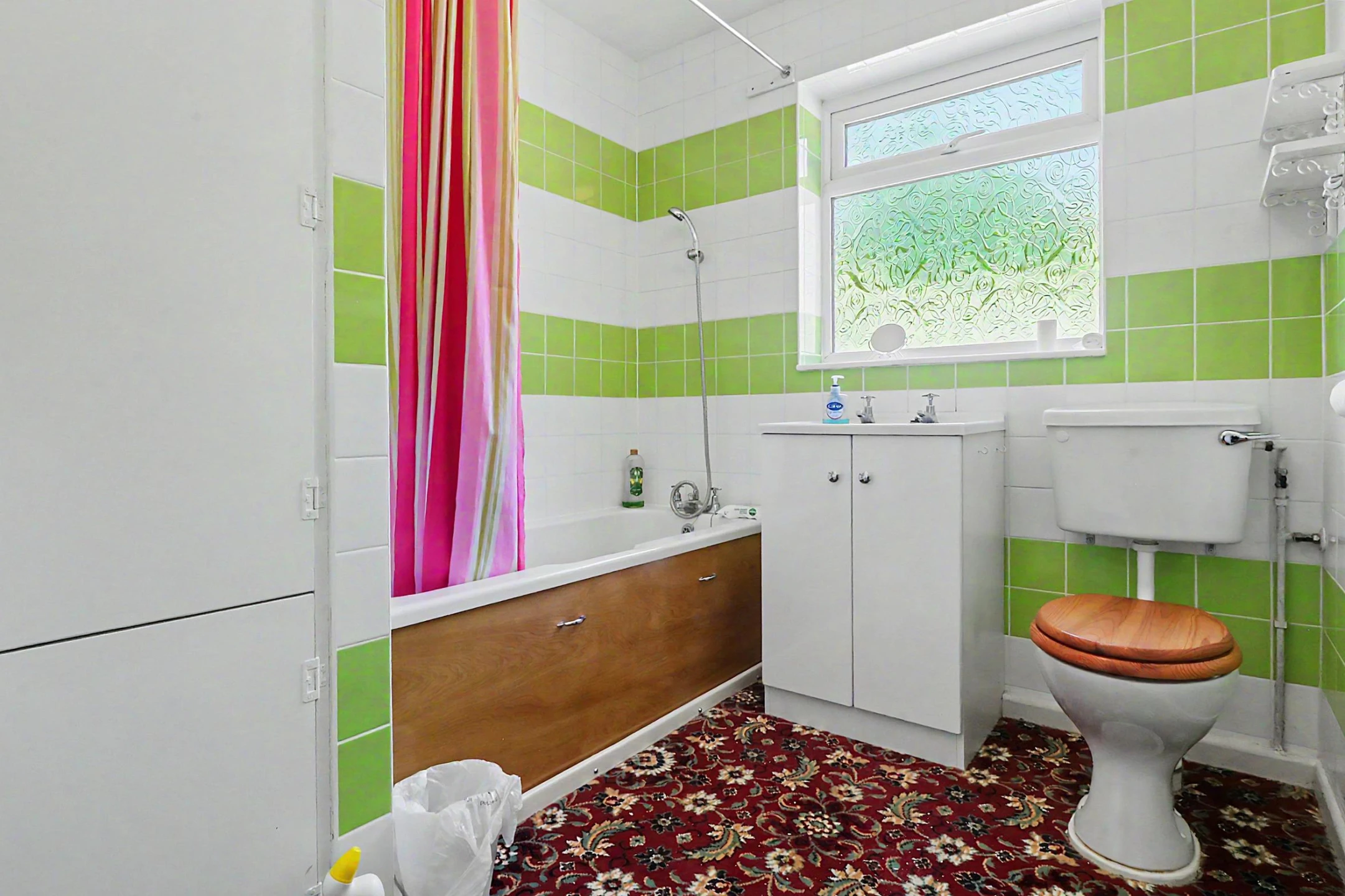 Severn Drive, Clayton, Newcastle, ST5 4BH