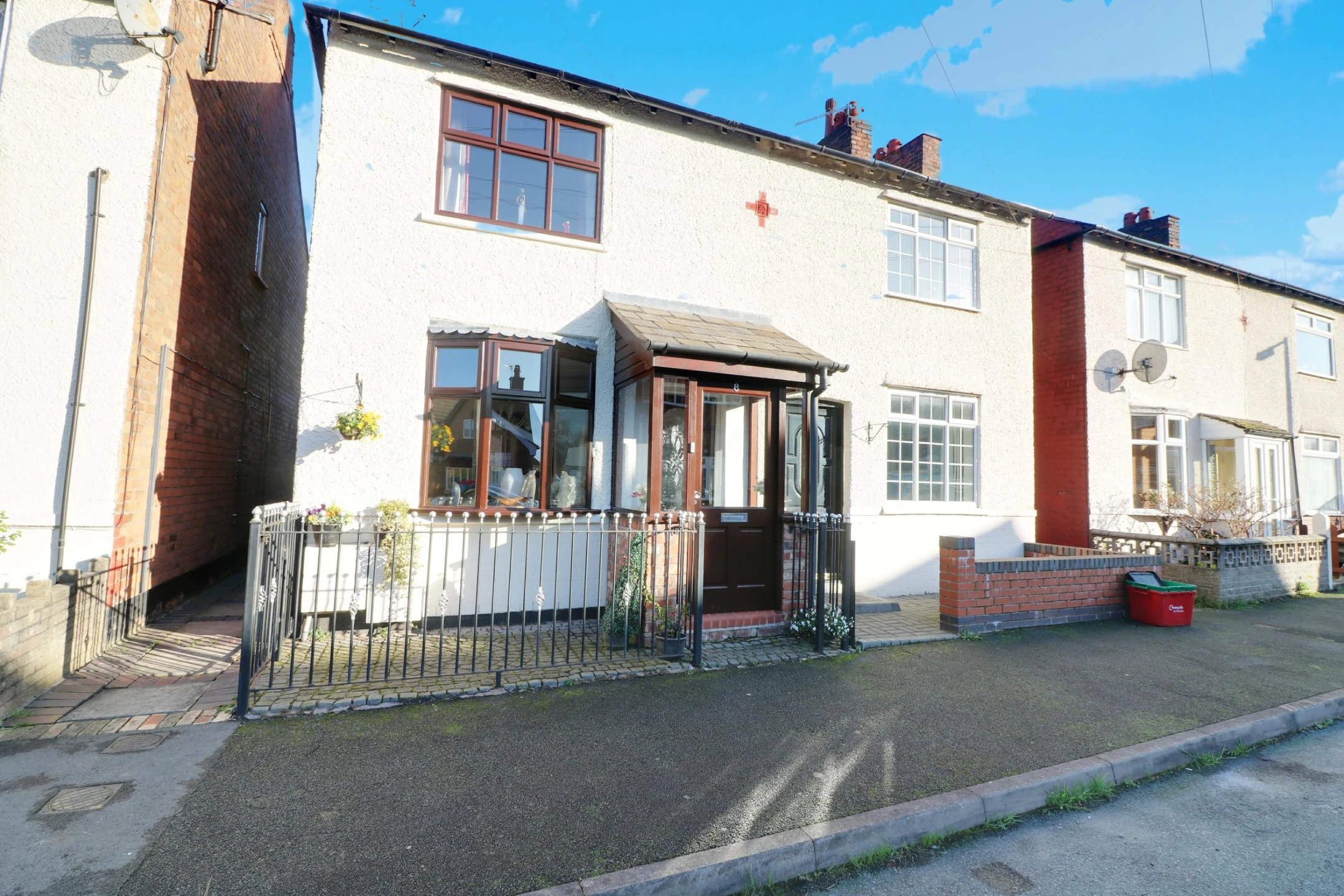 Property enquiry form background image