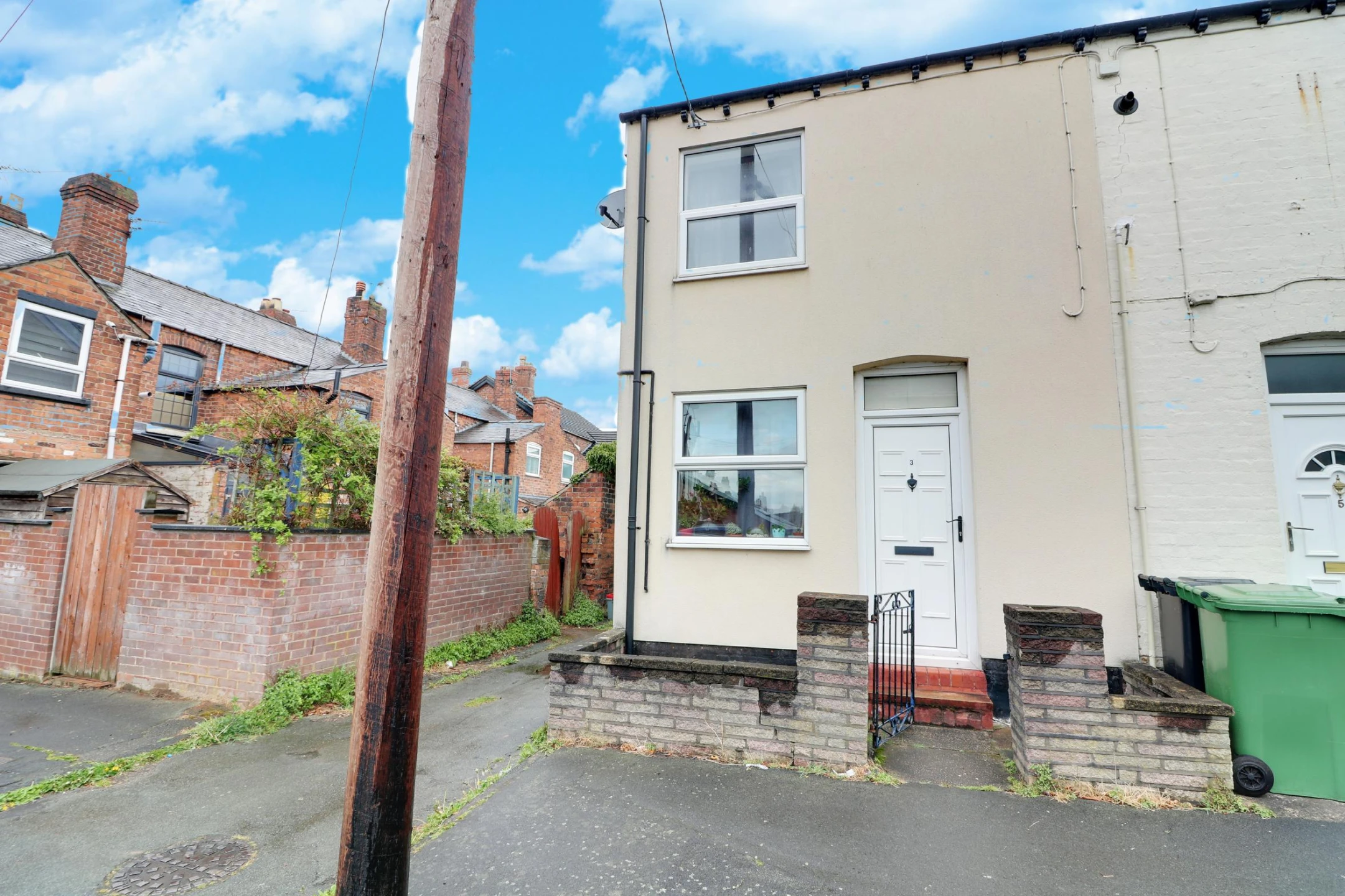 Property enquiry form background image