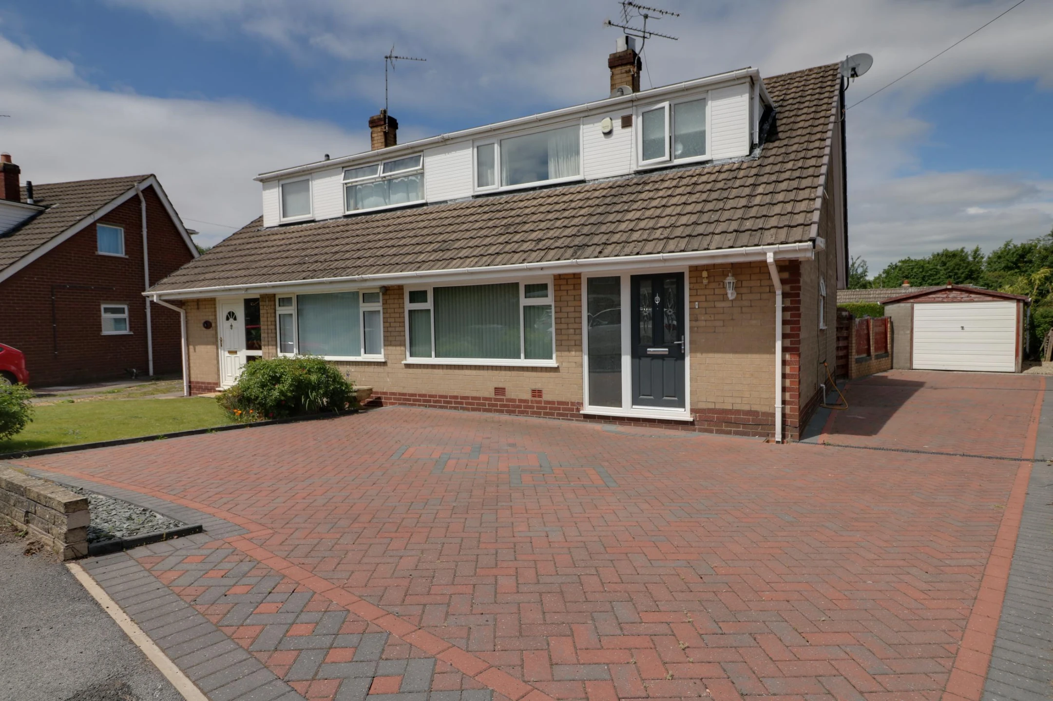 Property enquiry form background image