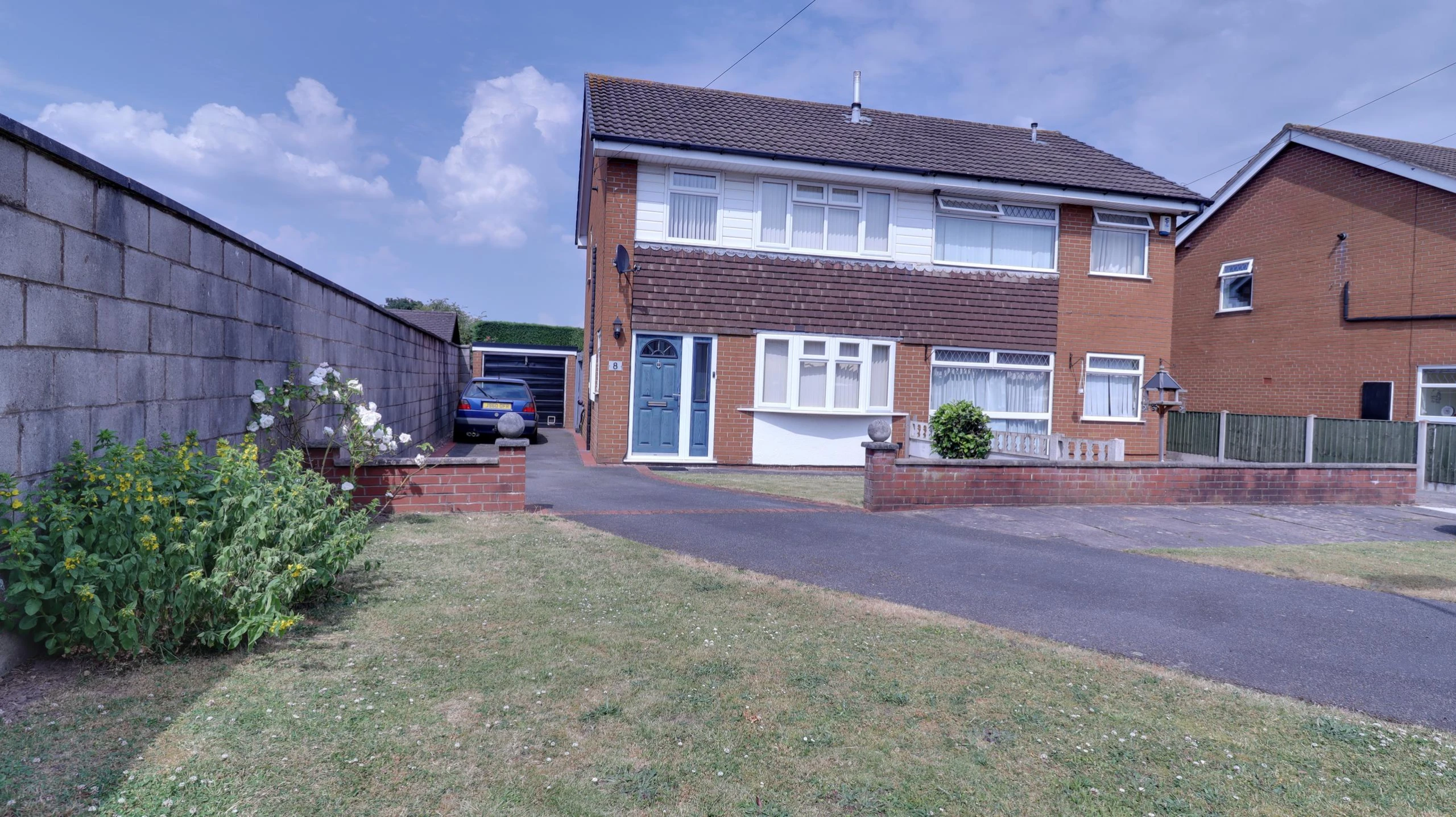 Property enquiry form background image