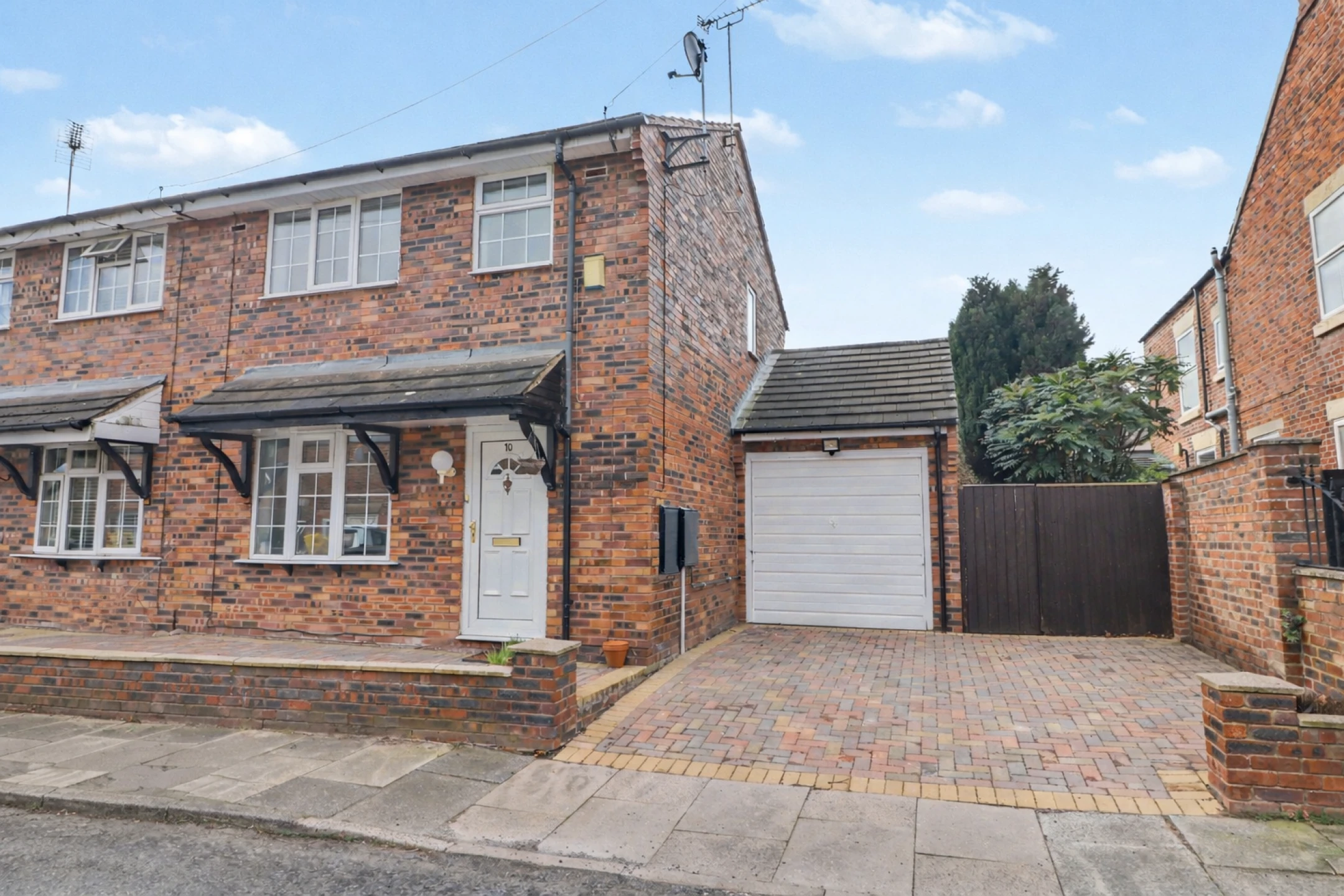 Property enquiry form background image