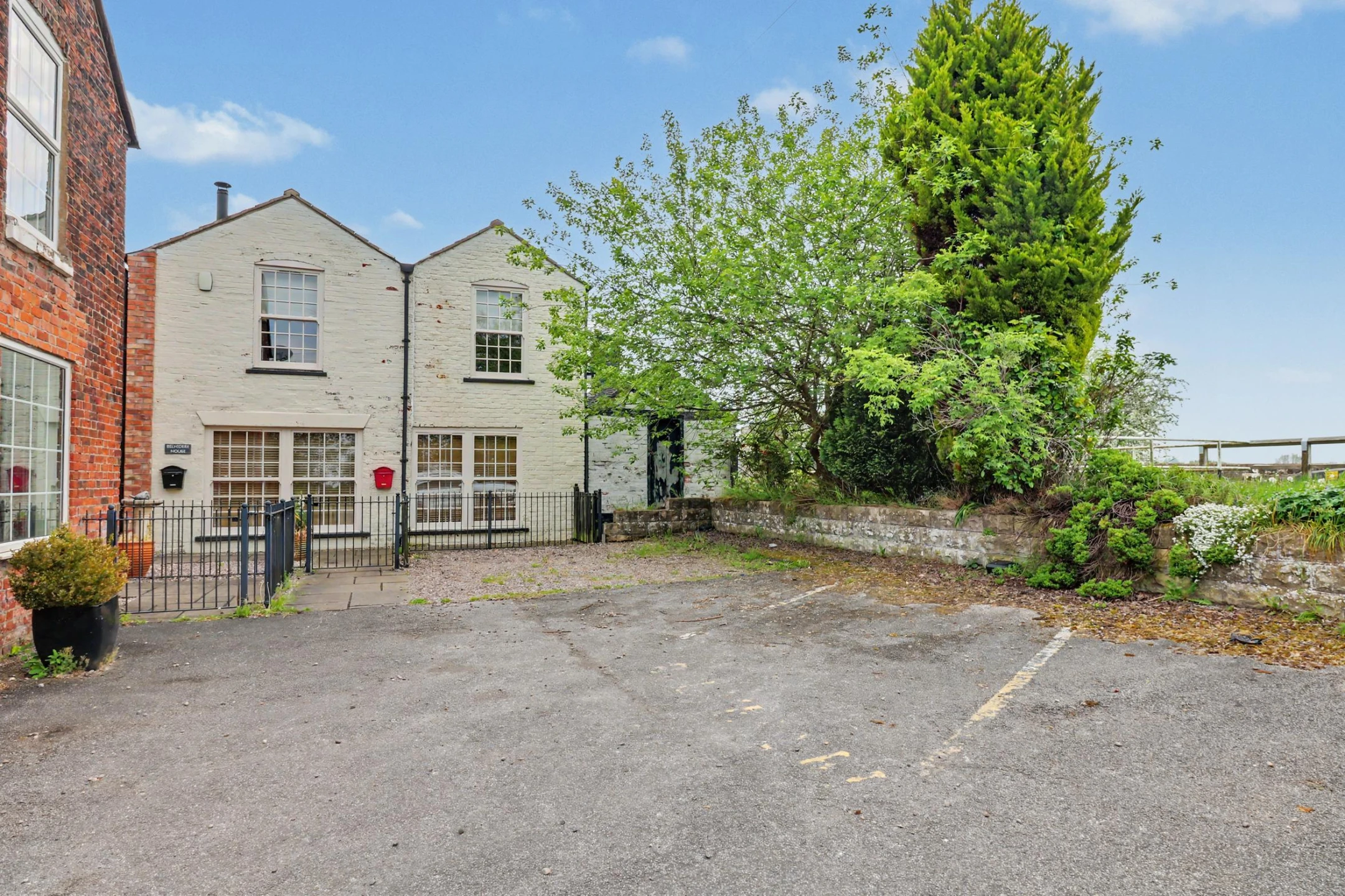 Property enquiry form background image