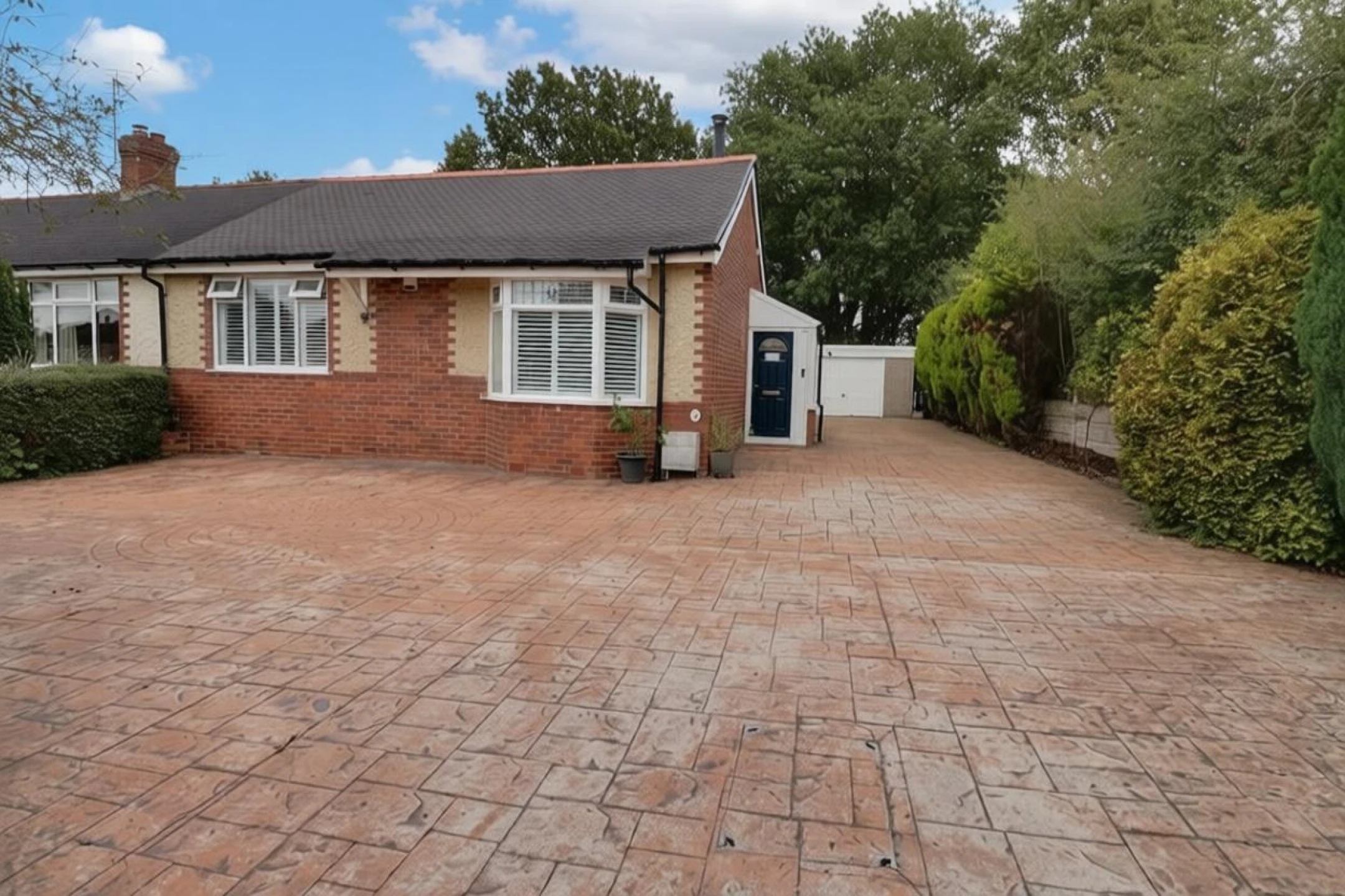 Property enquiry form background image