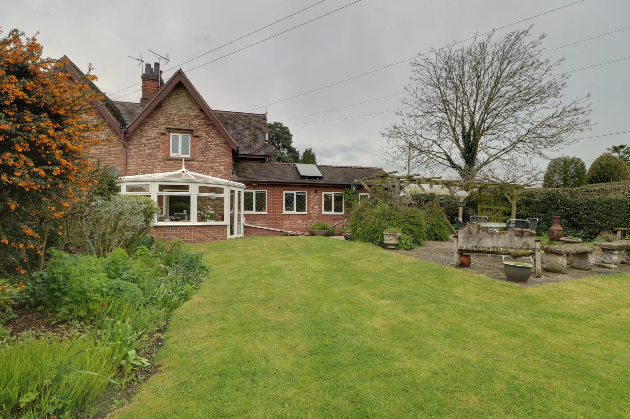 Property enquiry form background image