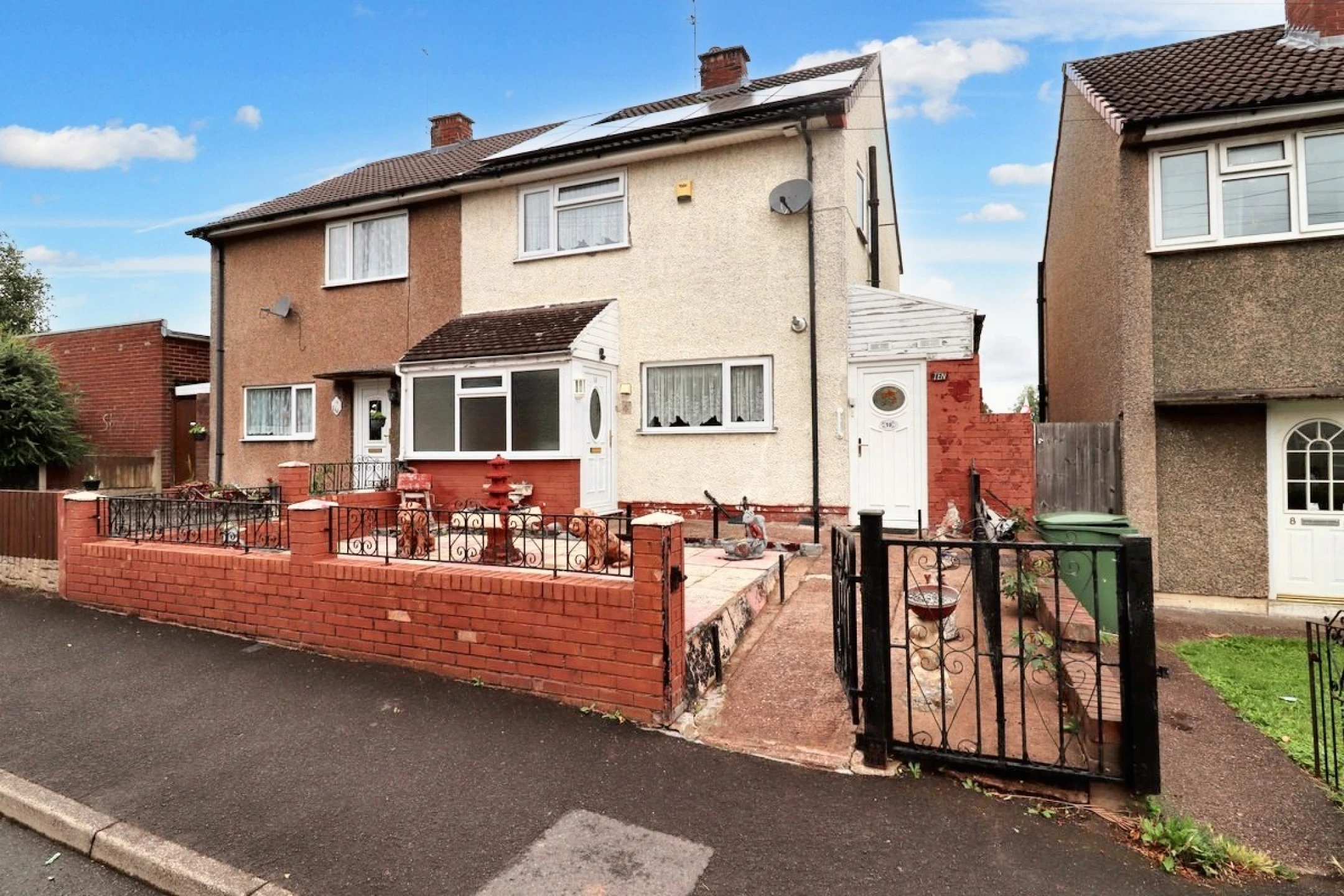Property enquiry form background image