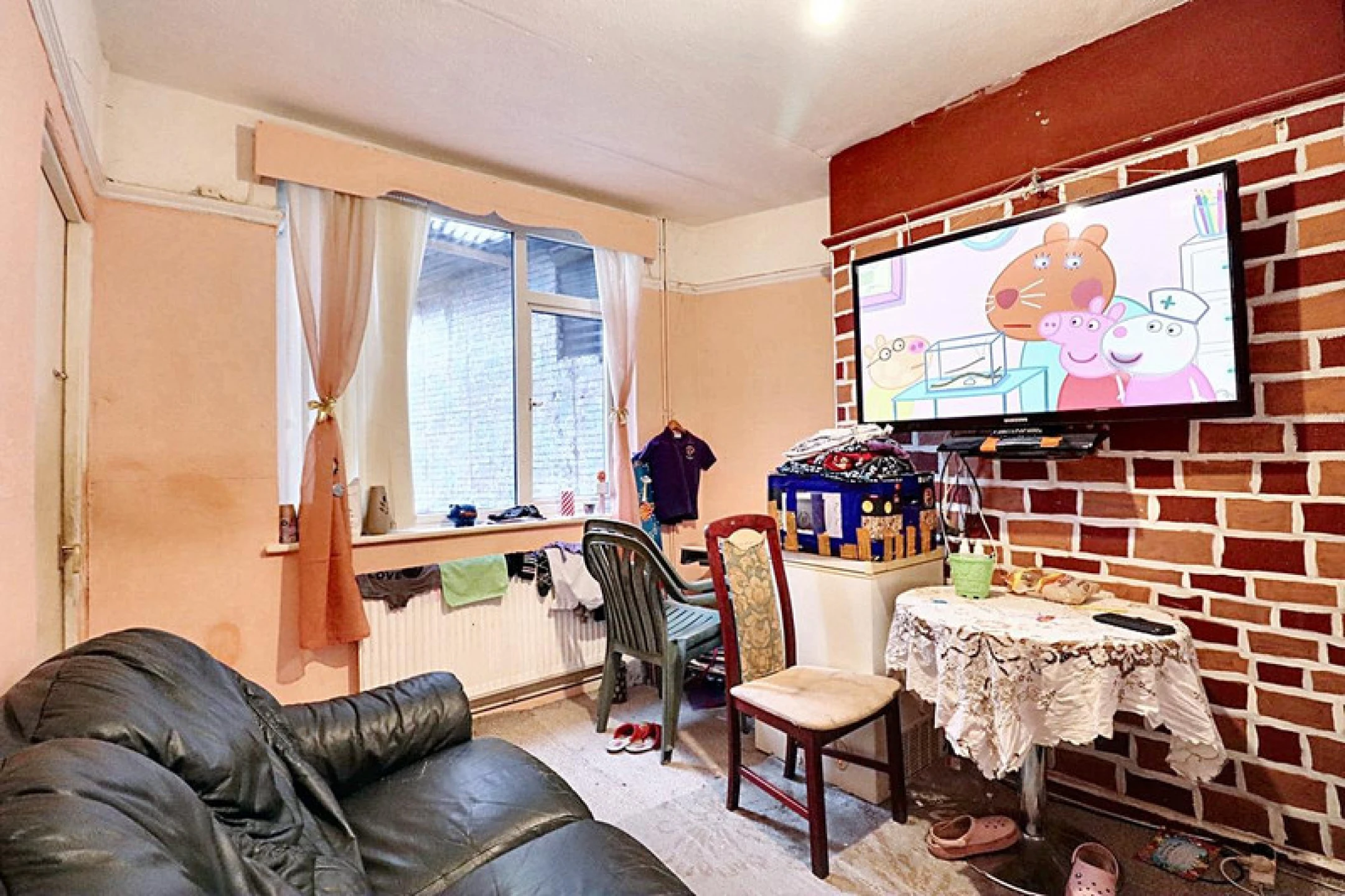 Sandon Road, Stafford, ST16 3ES