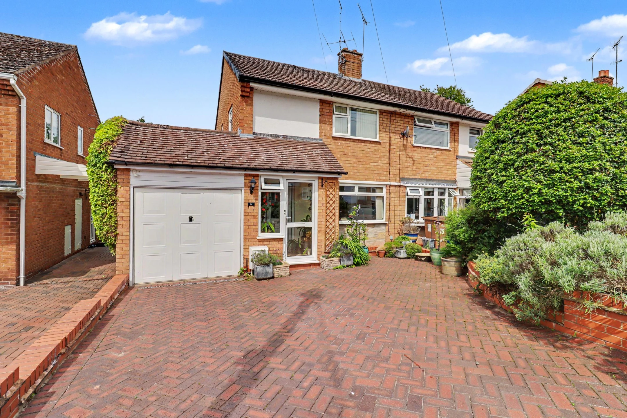 Property enquiry form background image