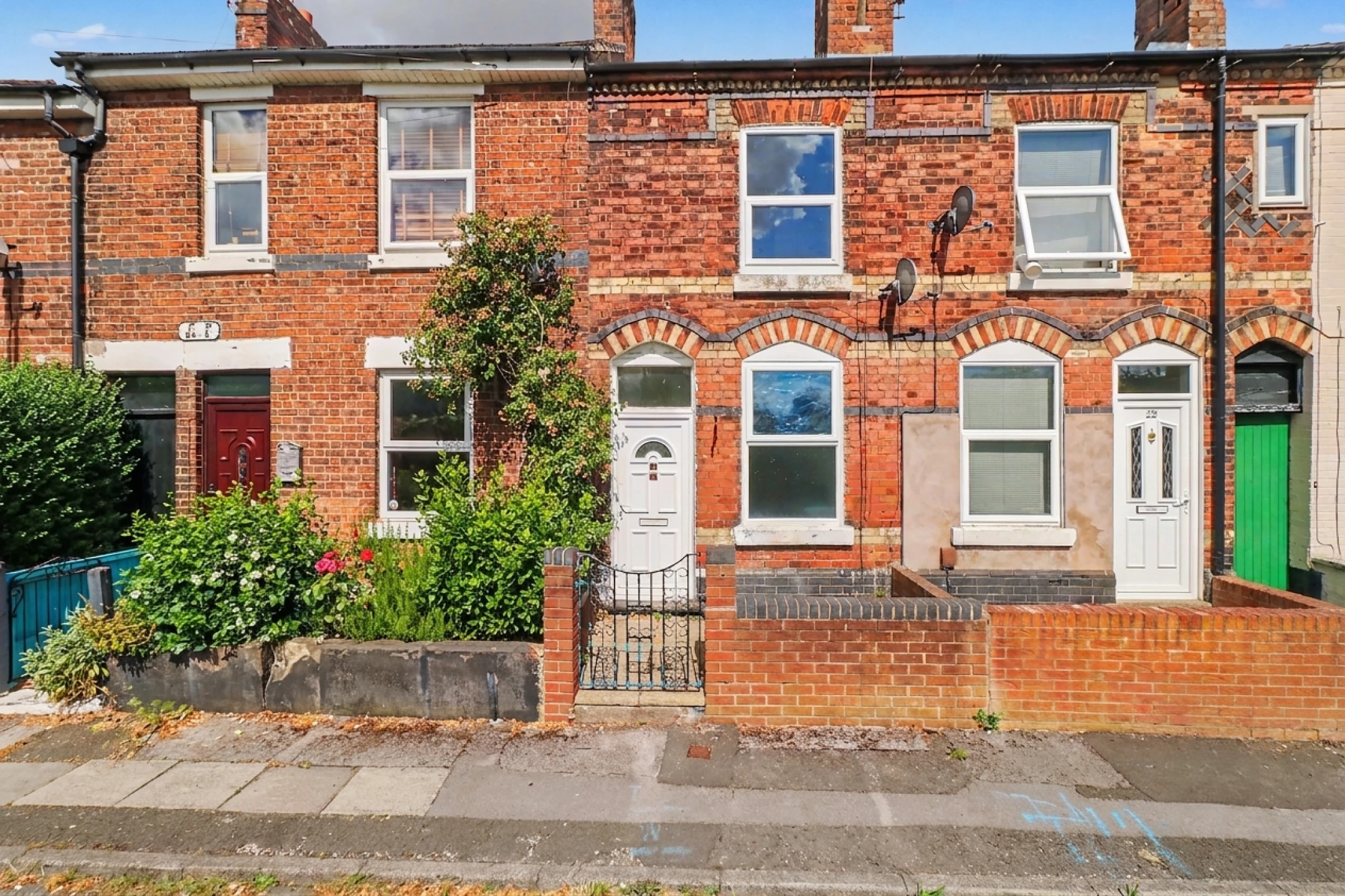 Property enquiry form background image