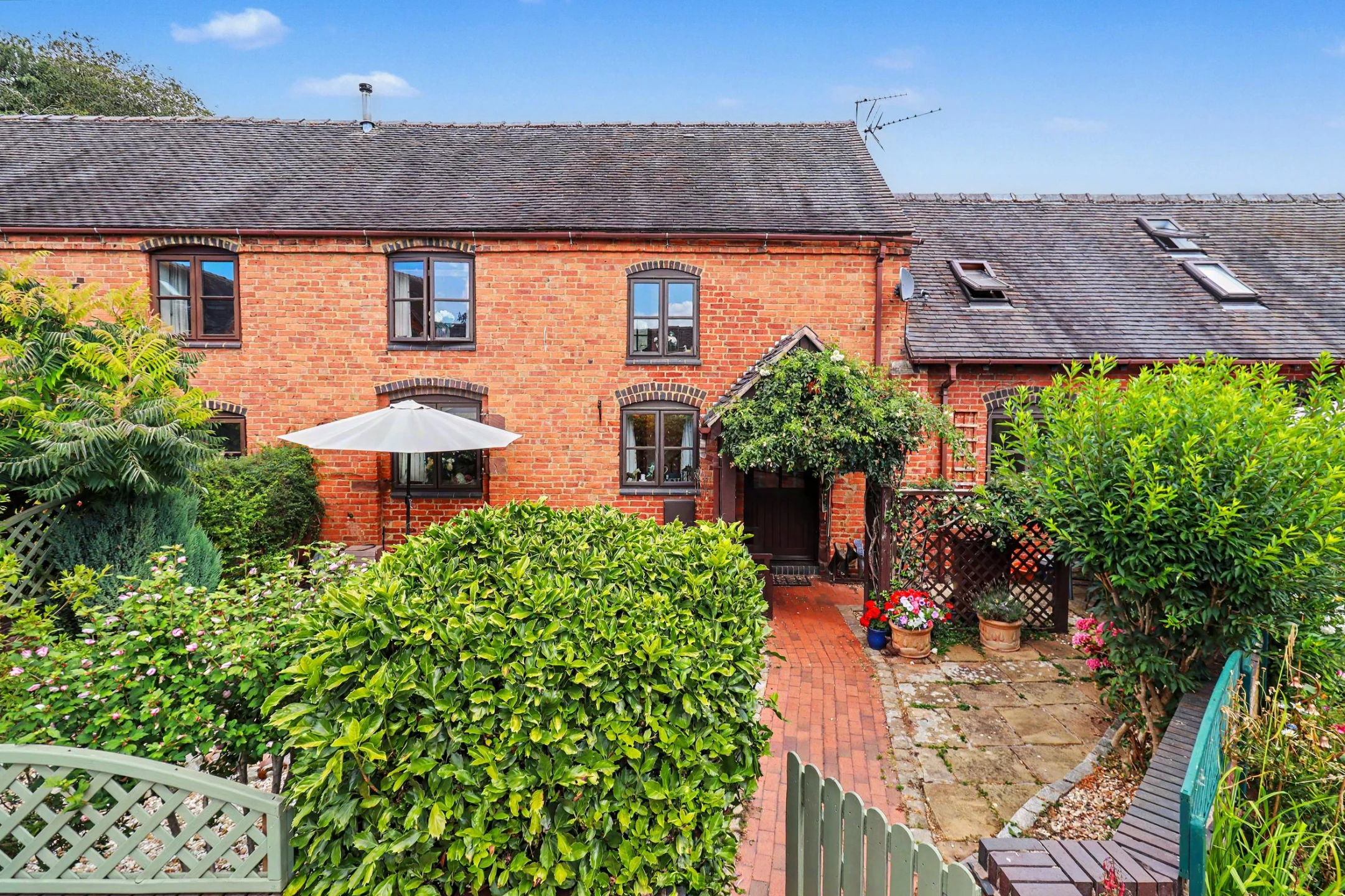 Property enquiry form background image