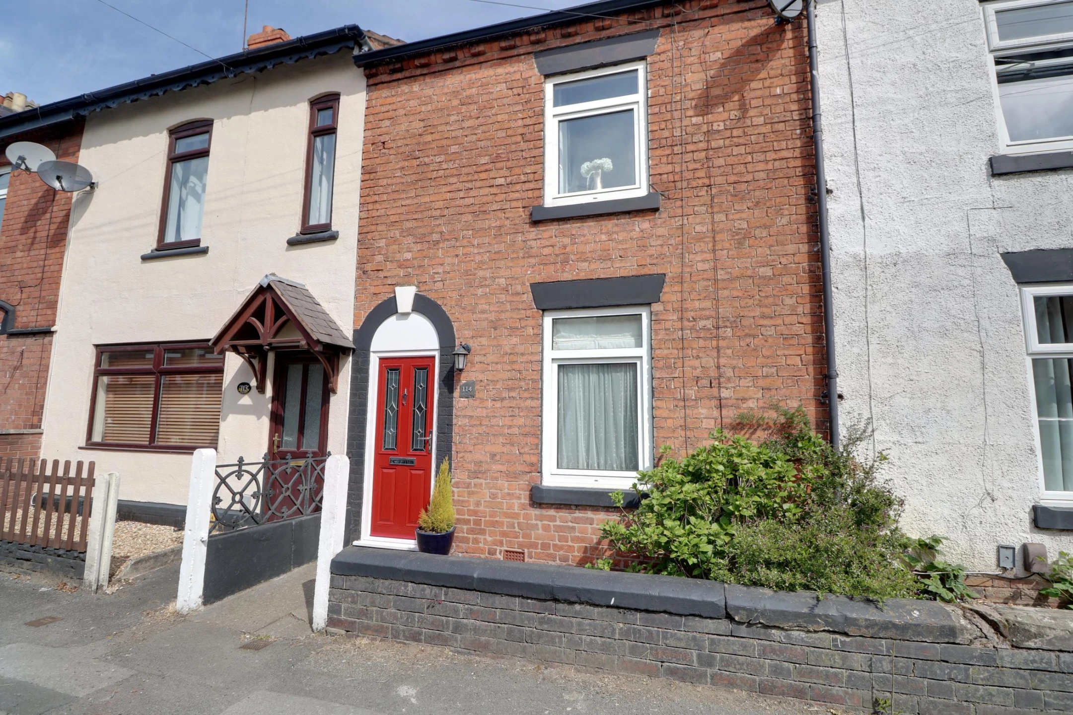 Property enquiry form background image