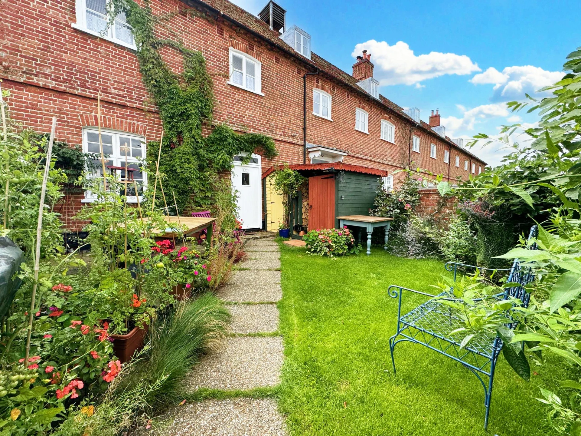 Property enquiry form background image