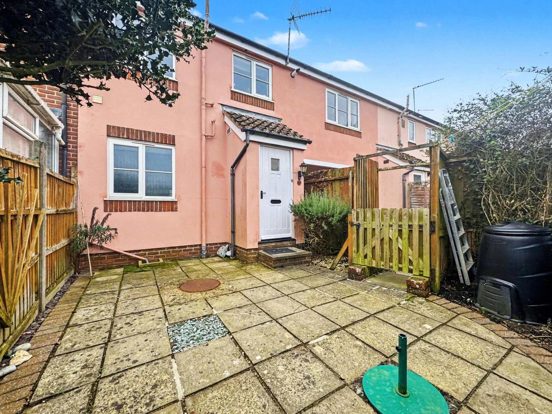 Property enquiry form background image