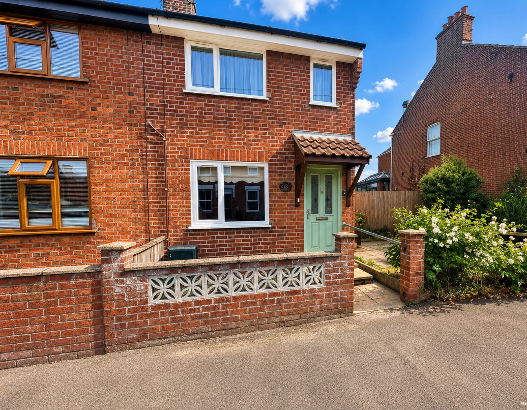 Property enquiry form background image