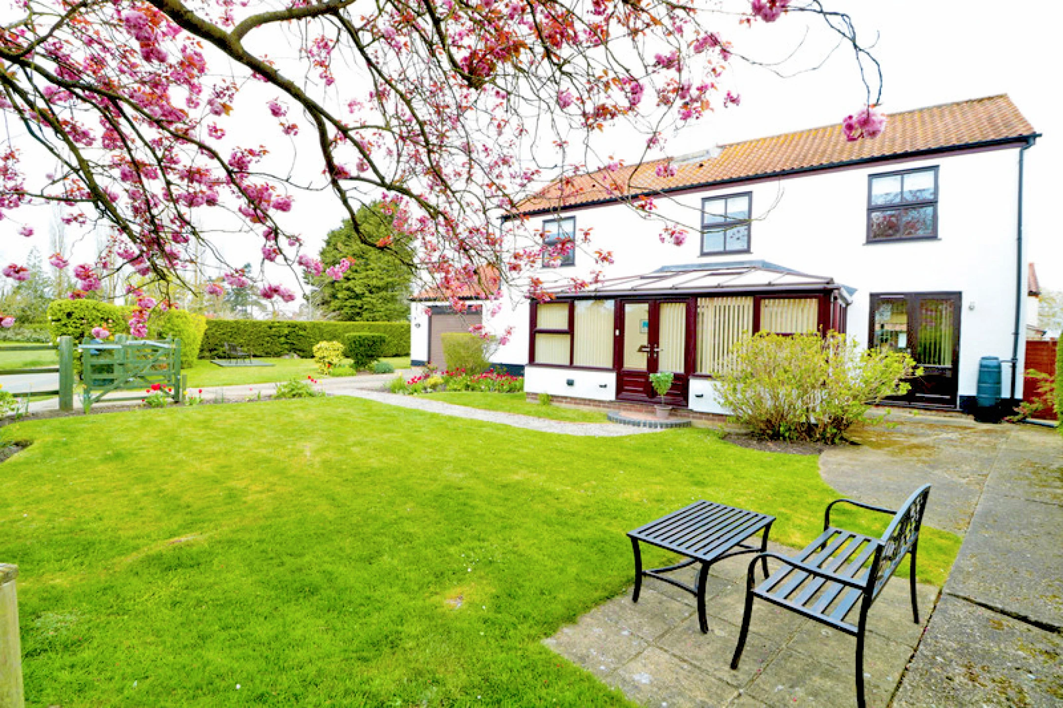 Property enquiry form background image