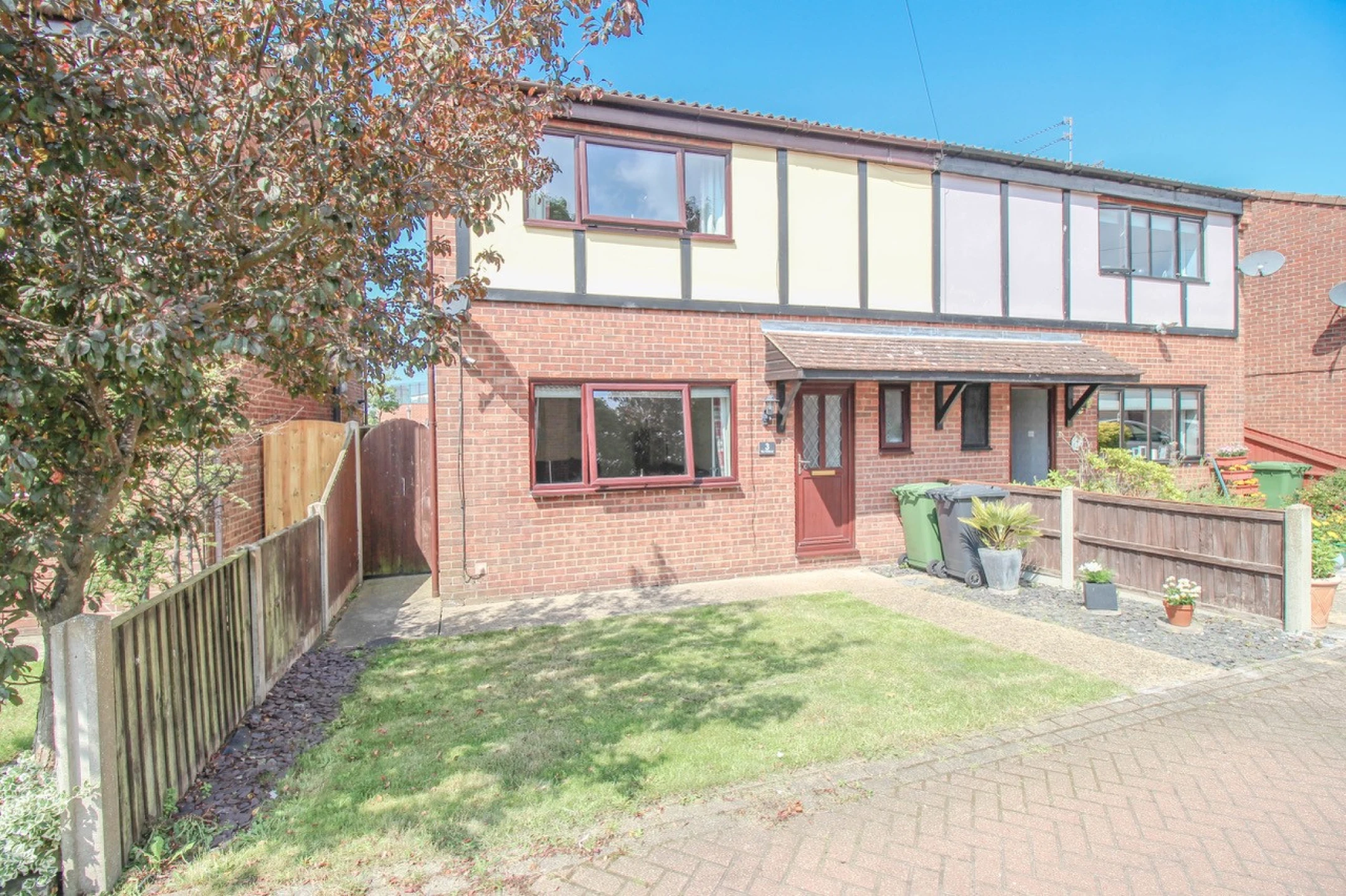 Property enquiry form background image