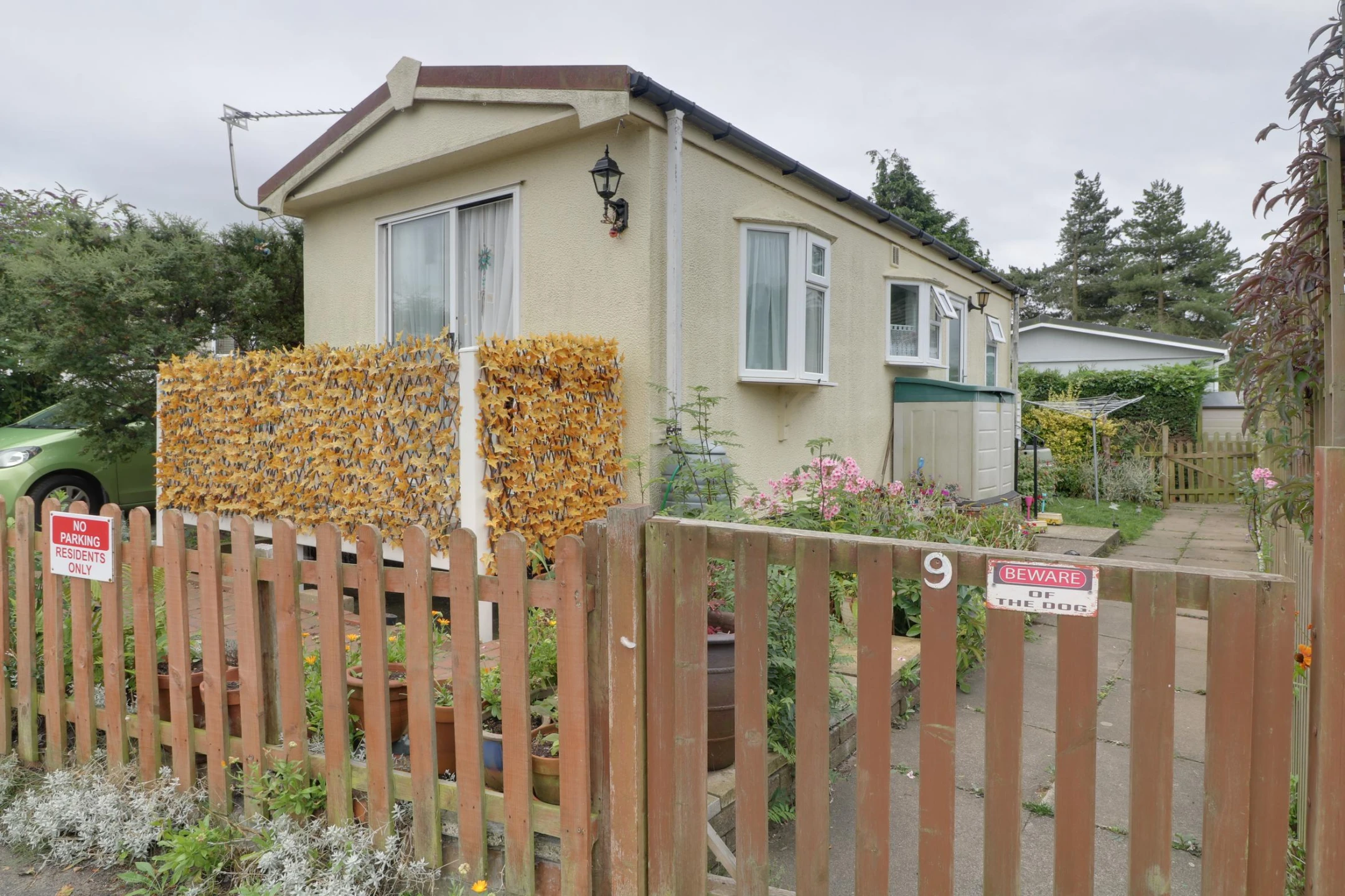 Property enquiry form background image