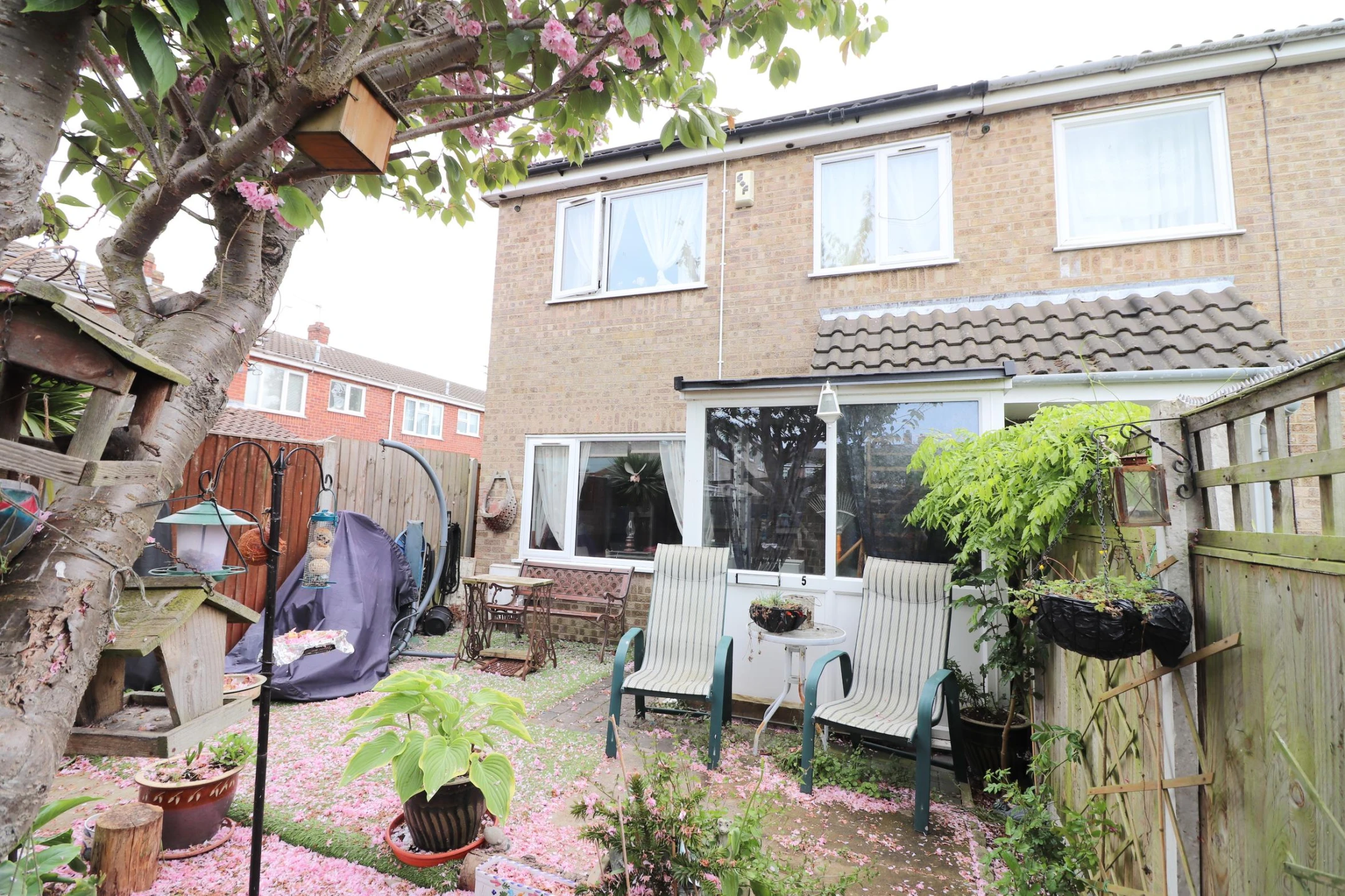 Property enquiry form background image