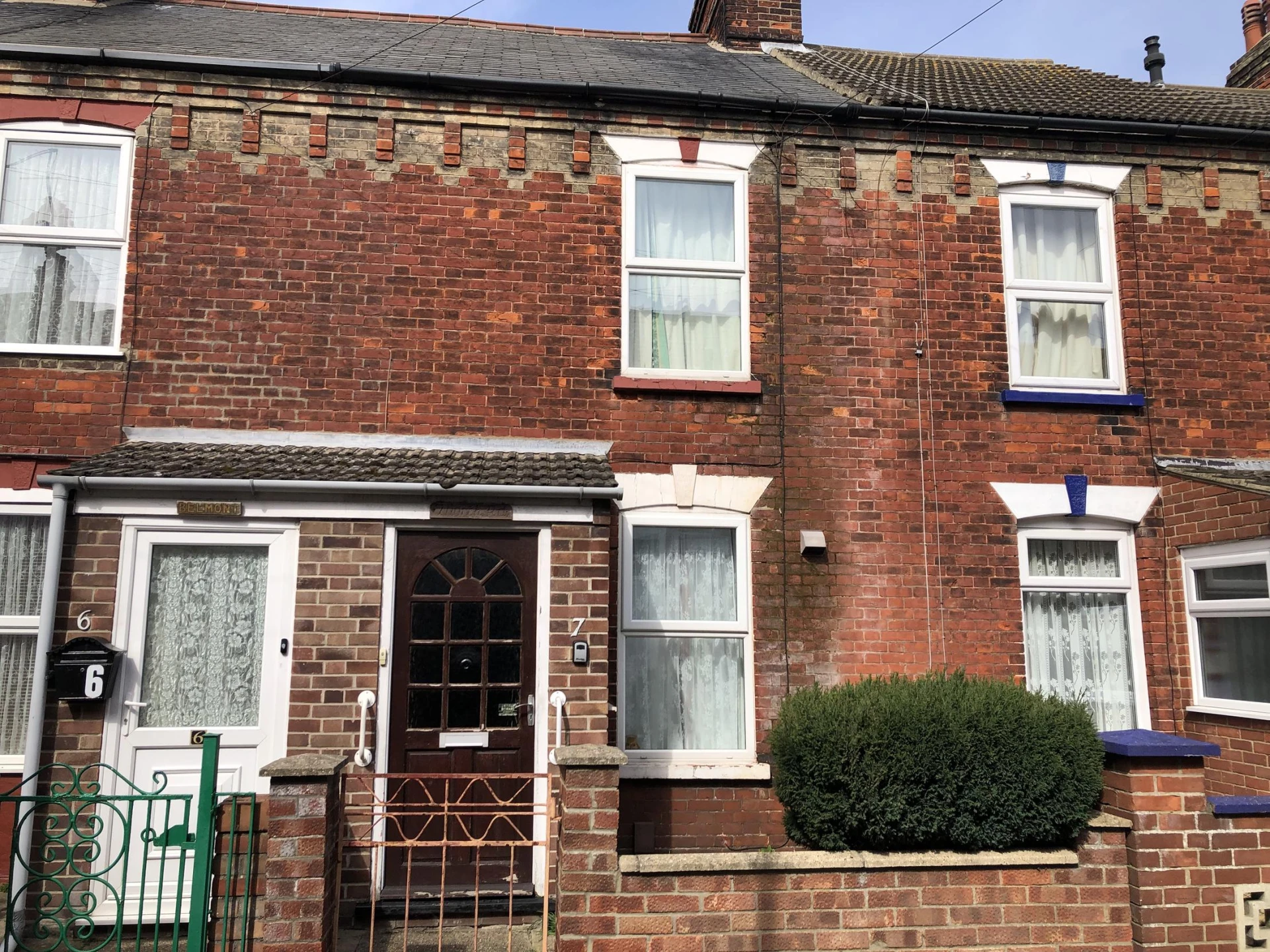 Property enquiry form background image