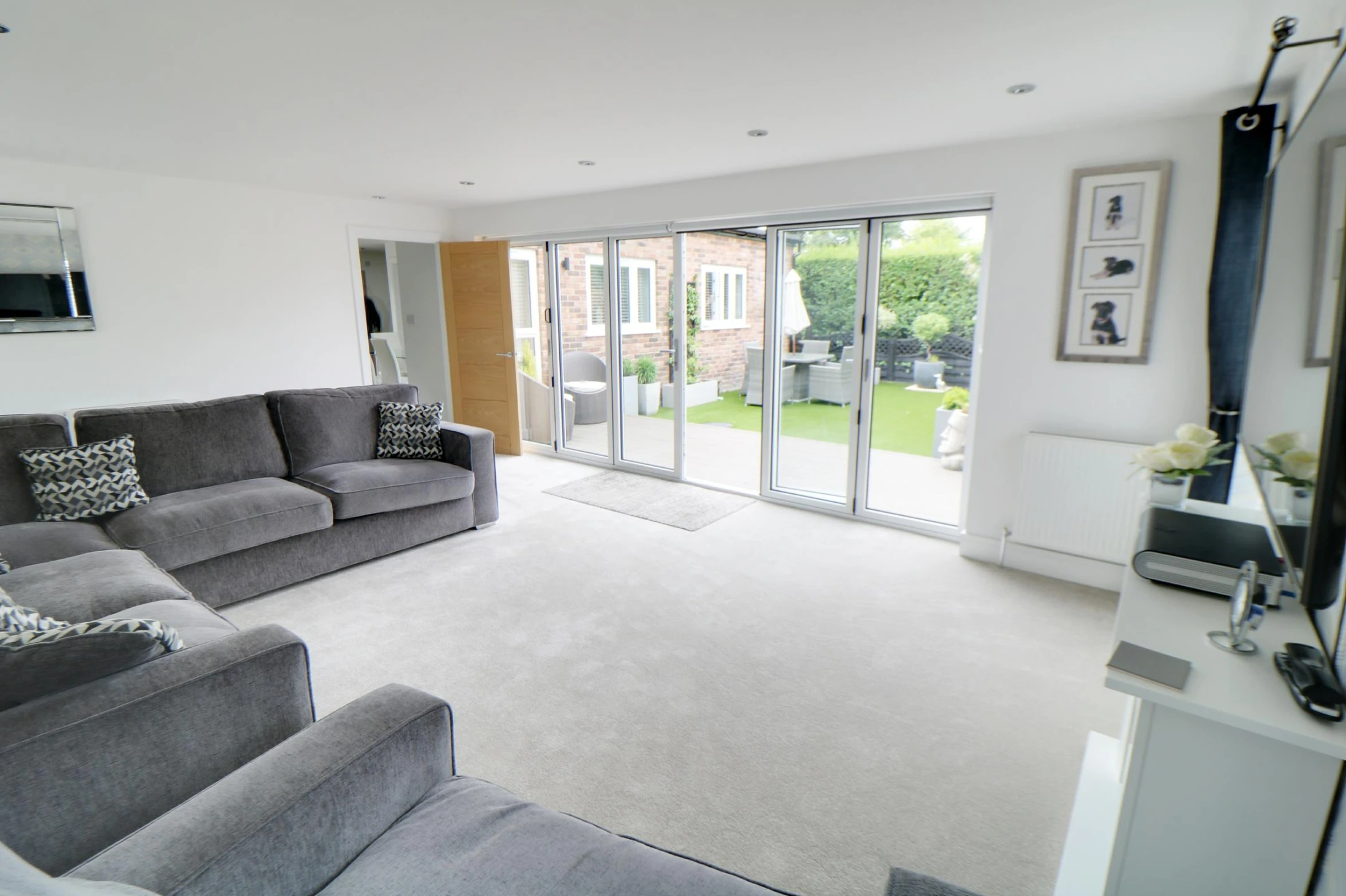 Property enquiry form background image