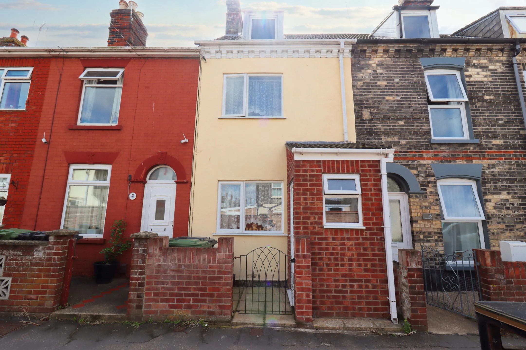 Property enquiry form background image