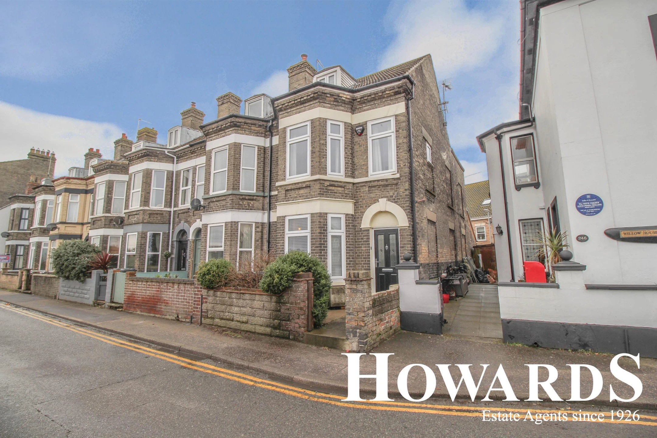 Property enquiry form background image