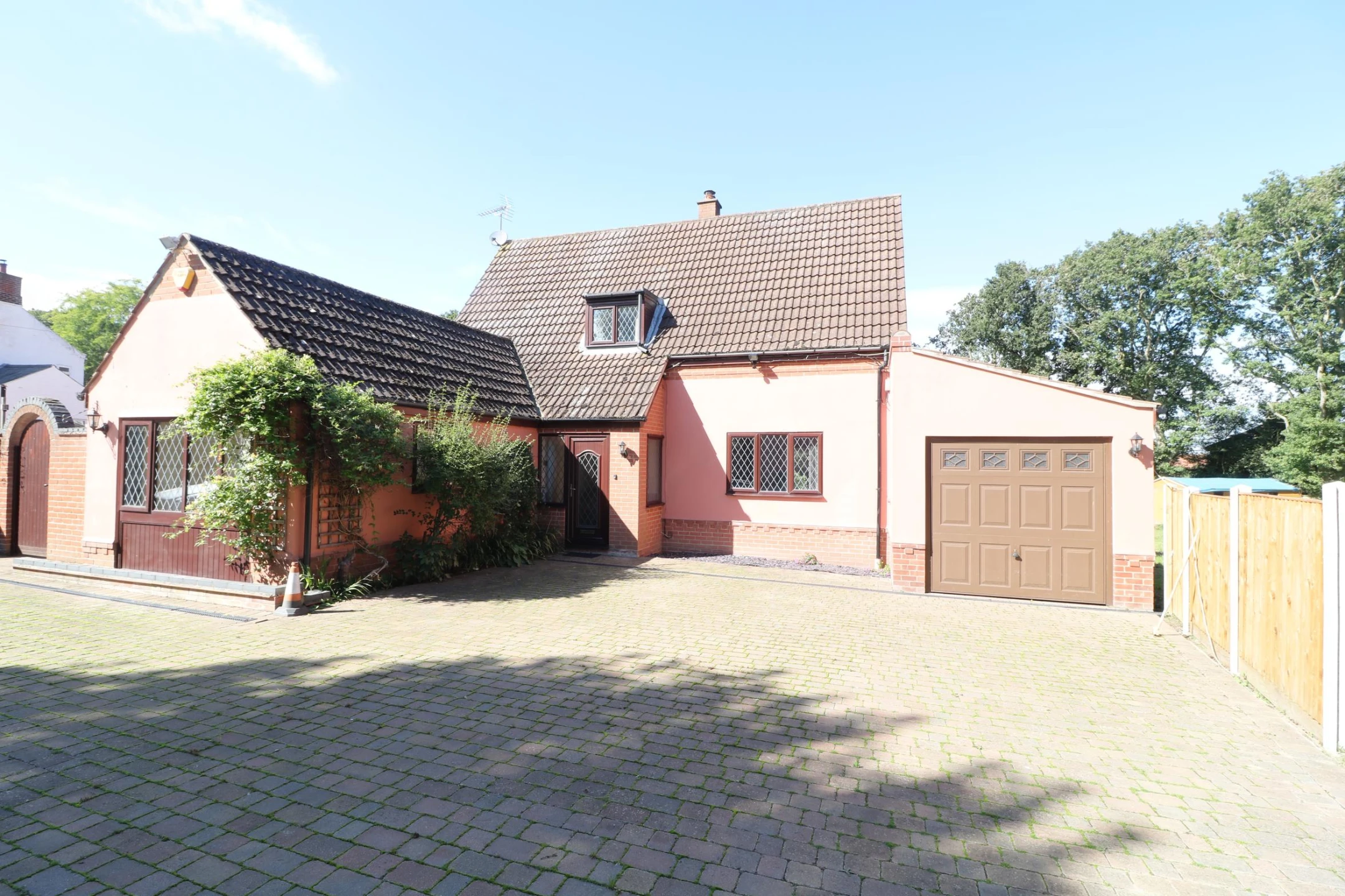 Property enquiry form background image