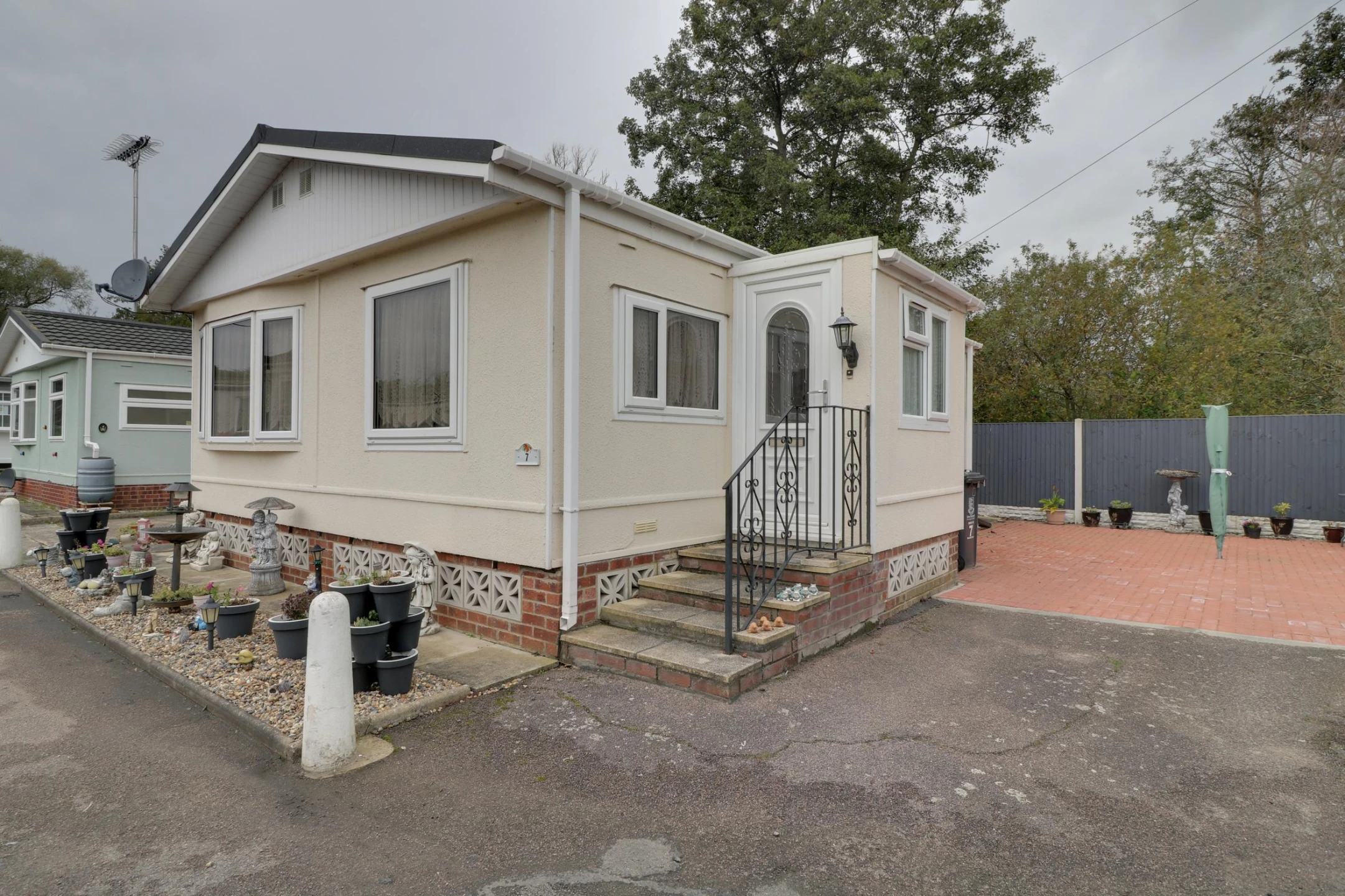 Property enquiry form background image