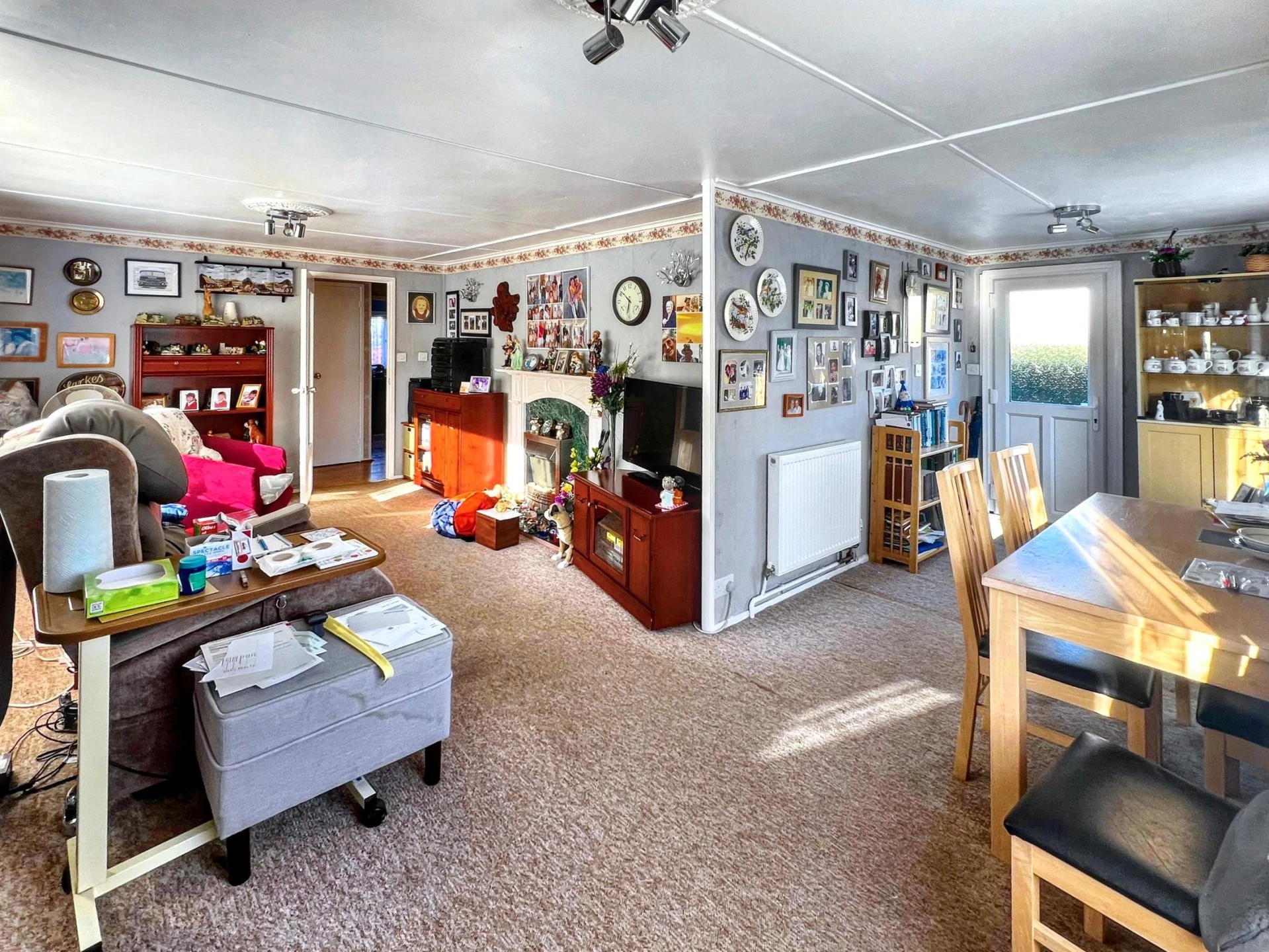 Property enquiry form background image