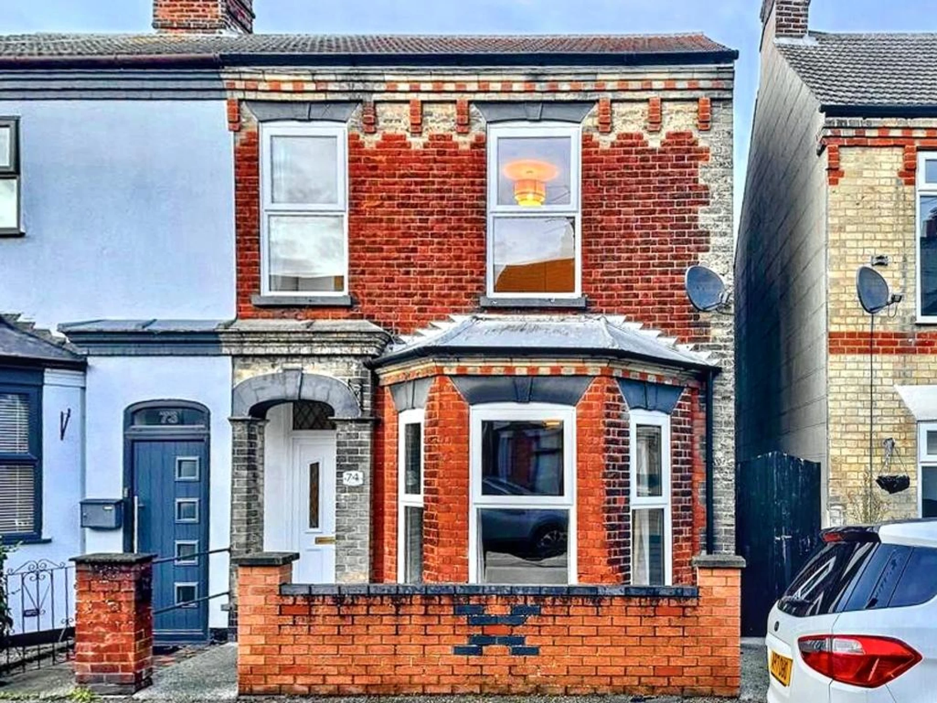 Property enquiry form background image