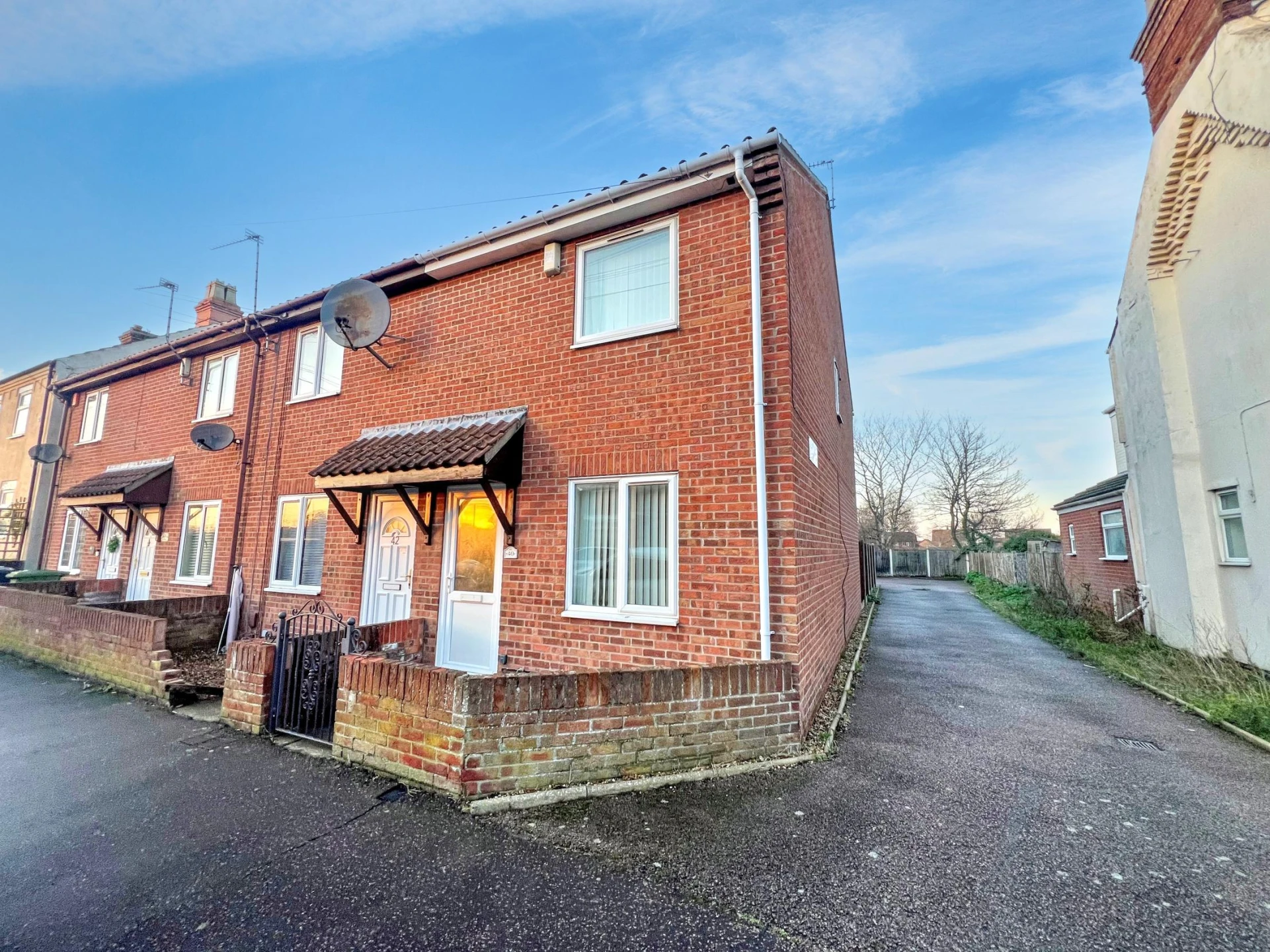 Property enquiry form background image