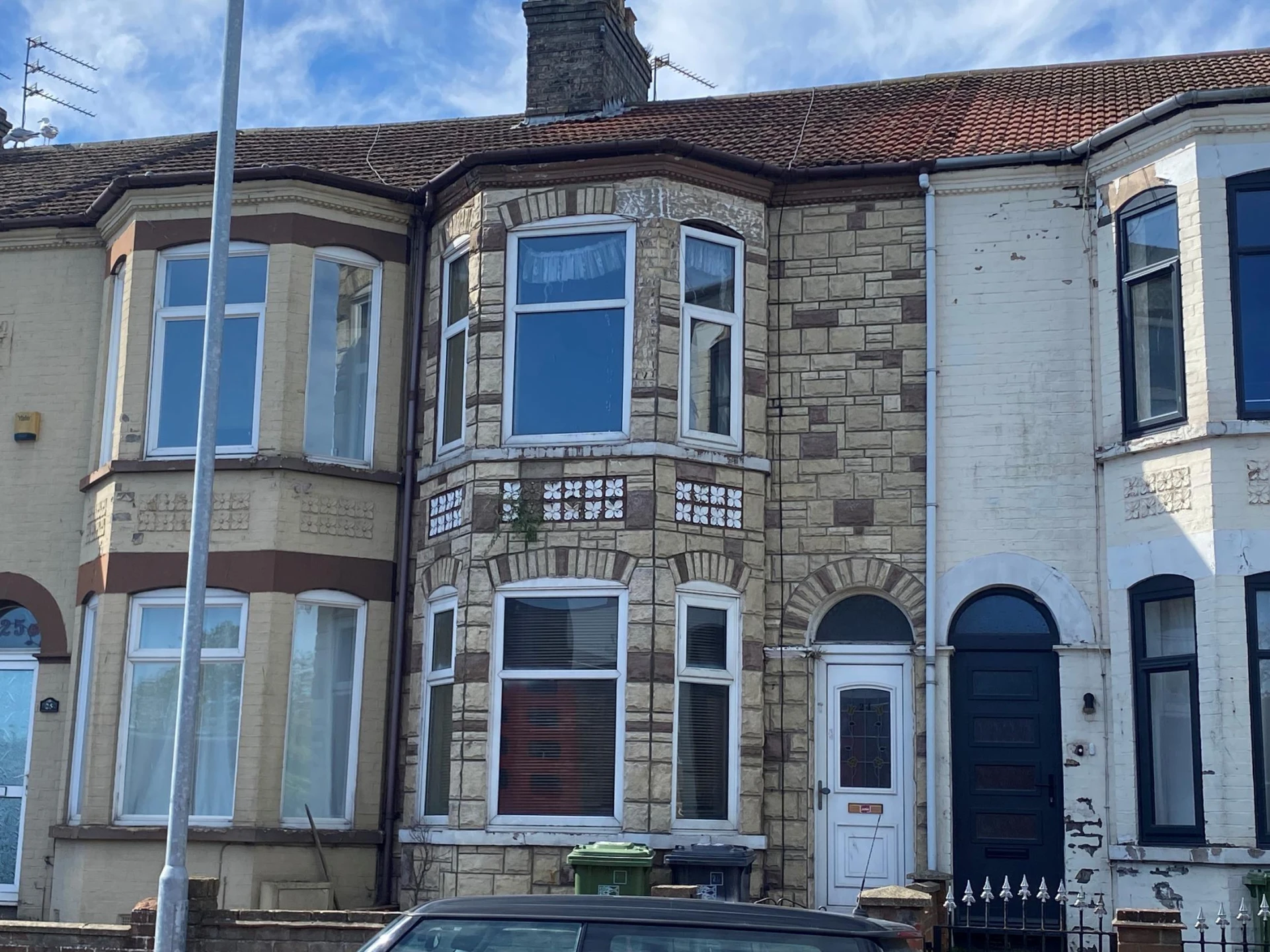 Property enquiry form background image