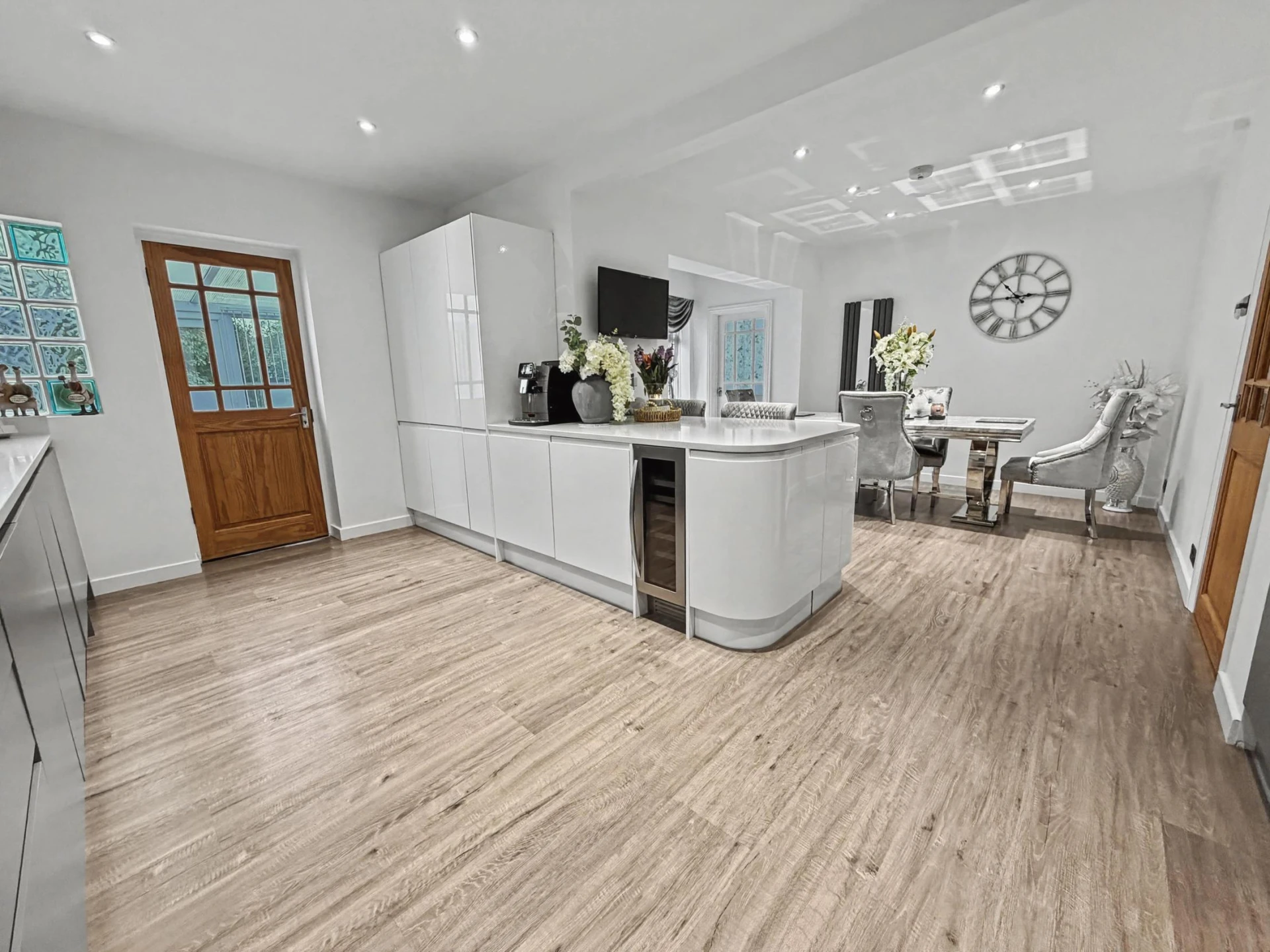 Property enquiry form background image