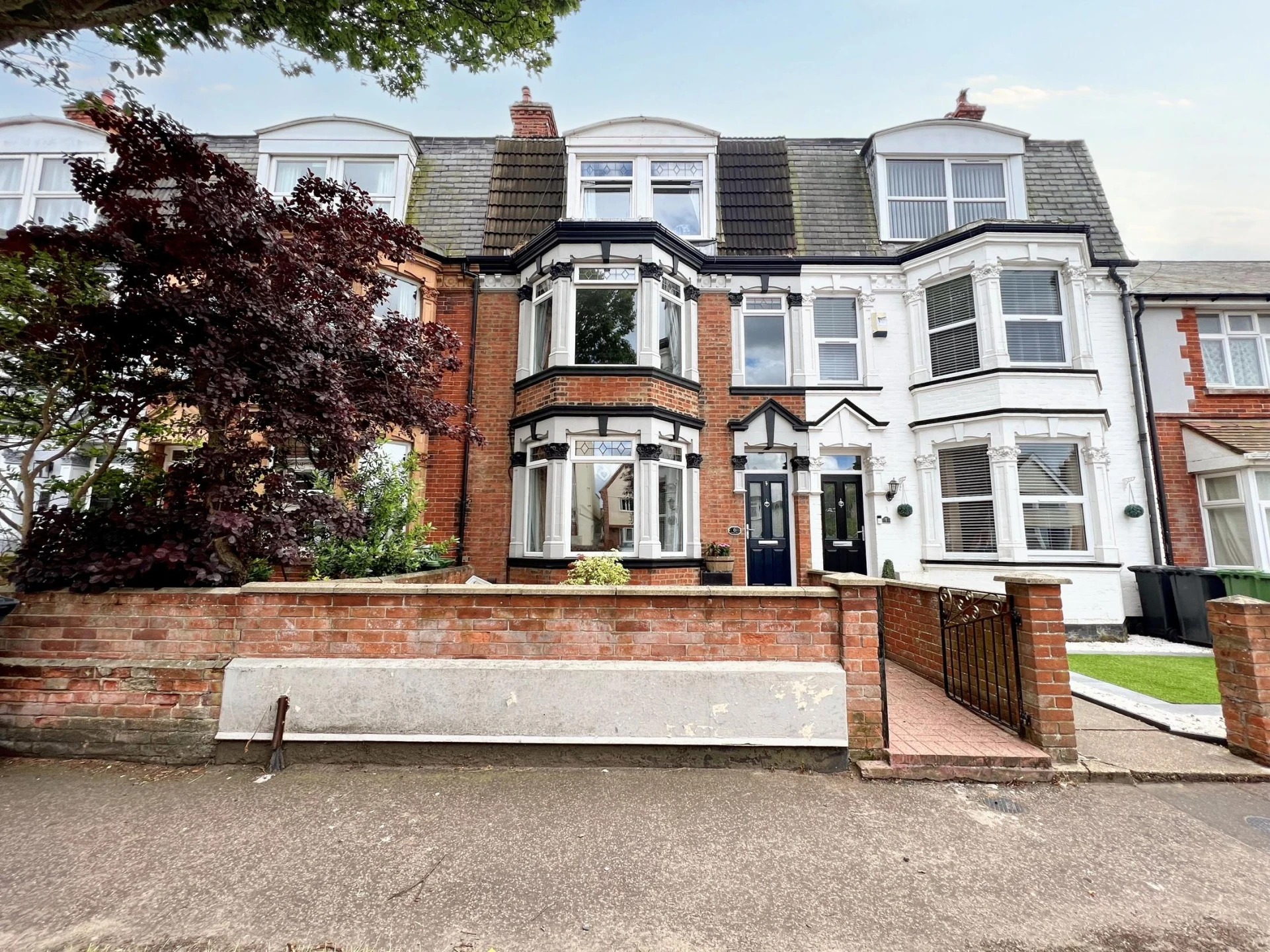 Property enquiry form background image