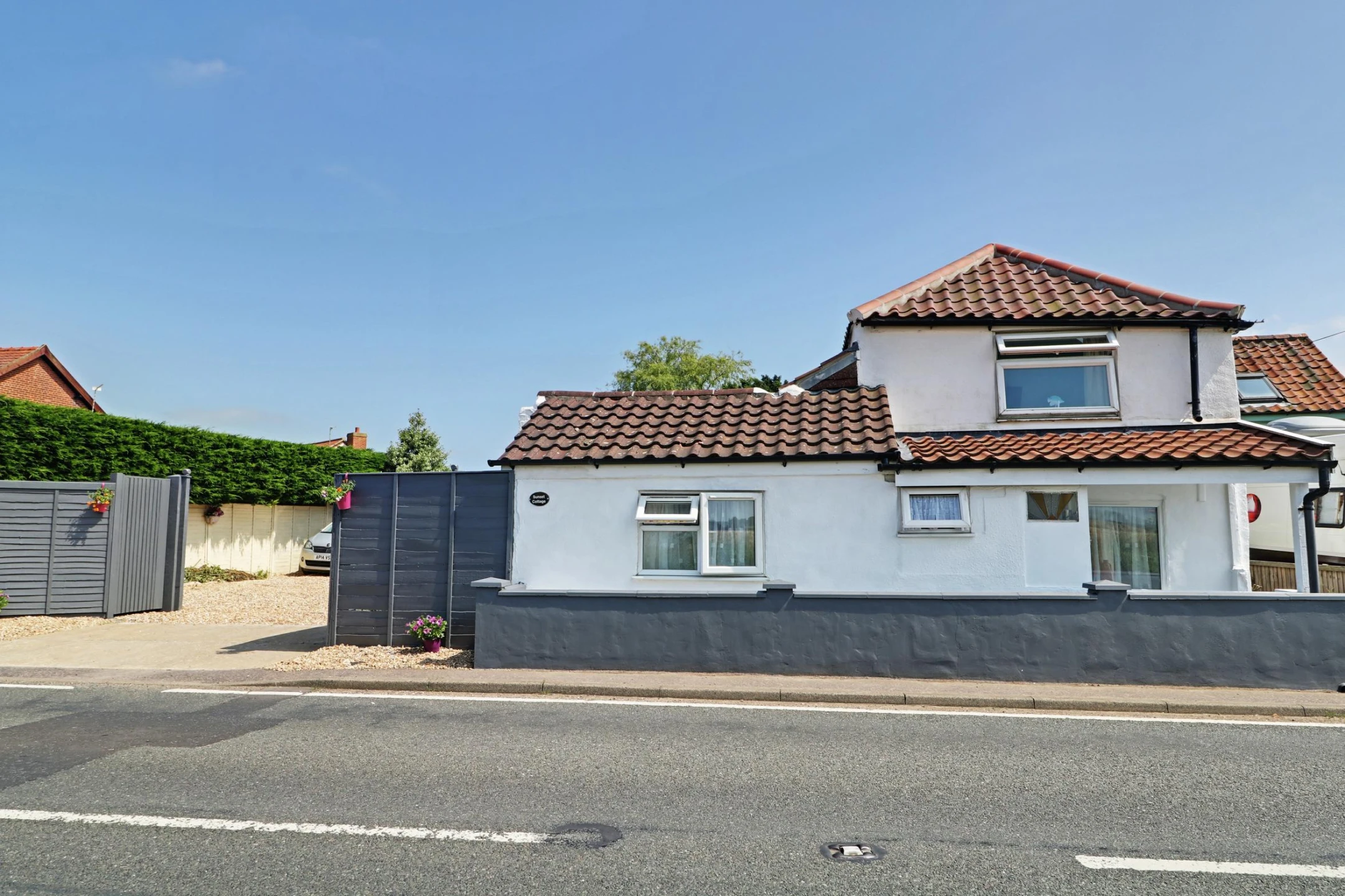 Property enquiry form background image