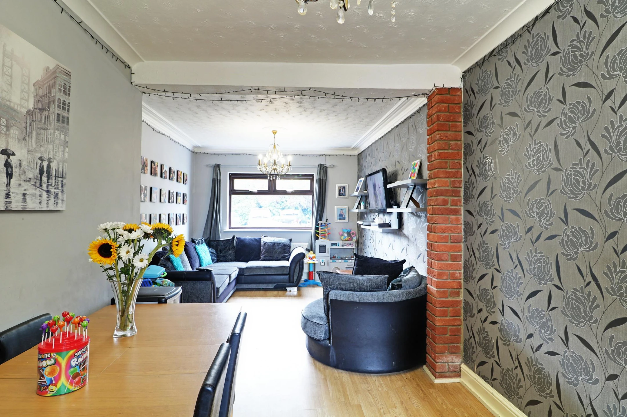 Property enquiry form background image