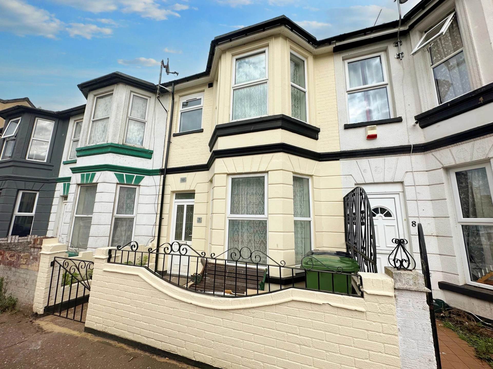 Property enquiry form background image