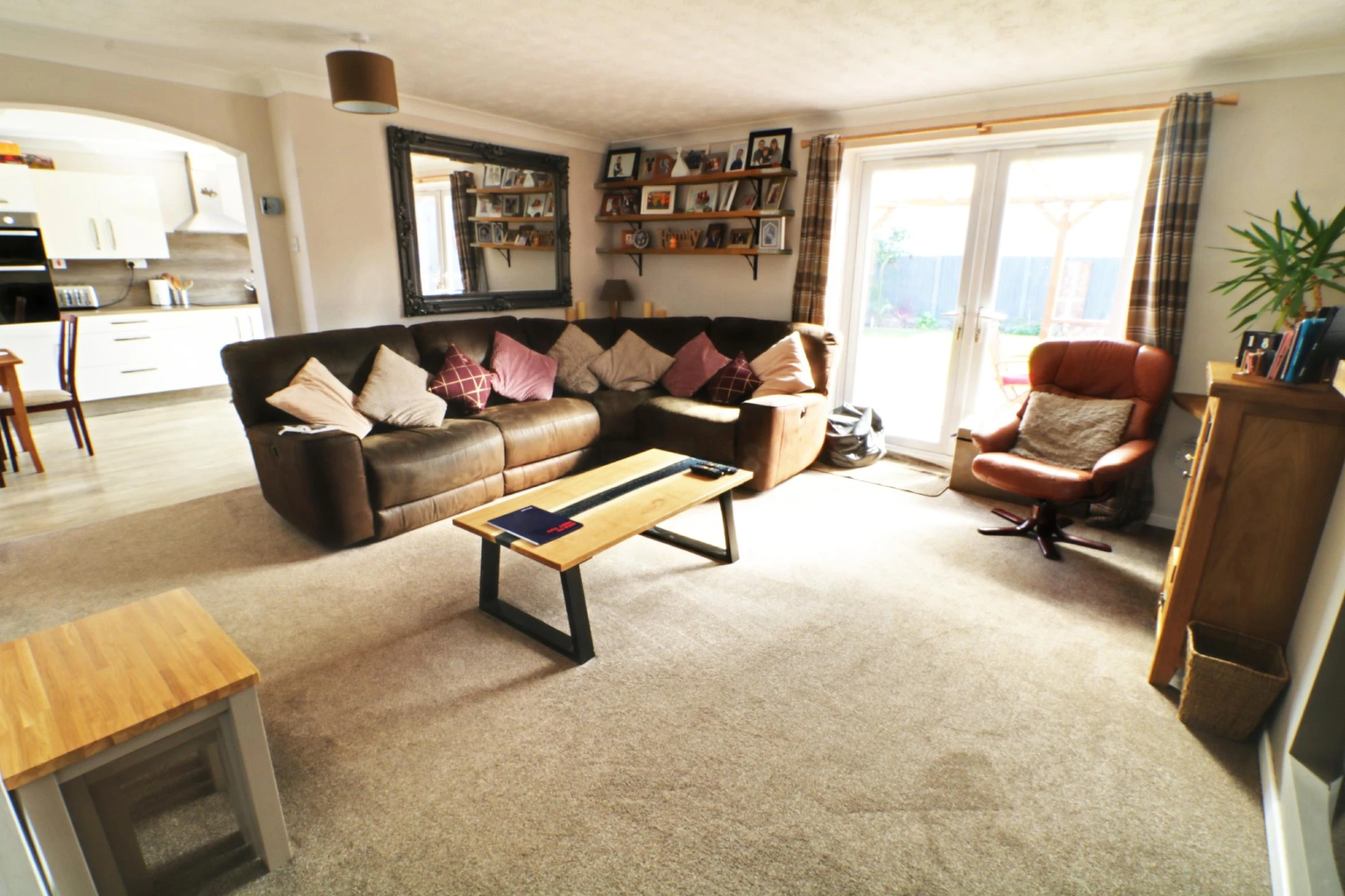 Property enquiry form background image