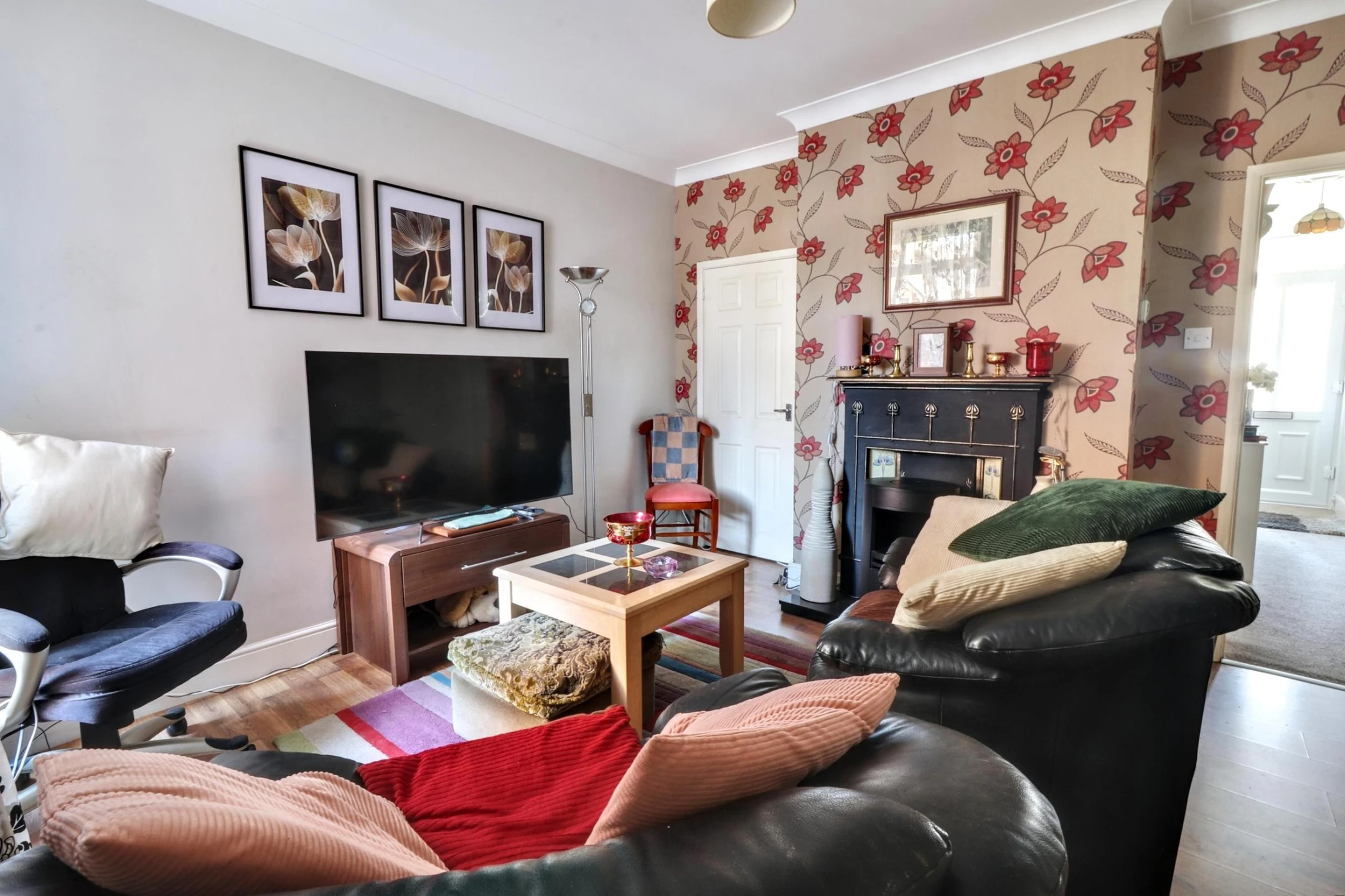 Property enquiry form background image