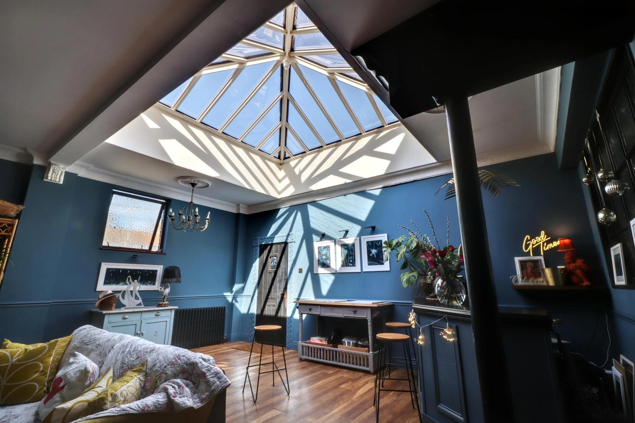 Property enquiry form background image