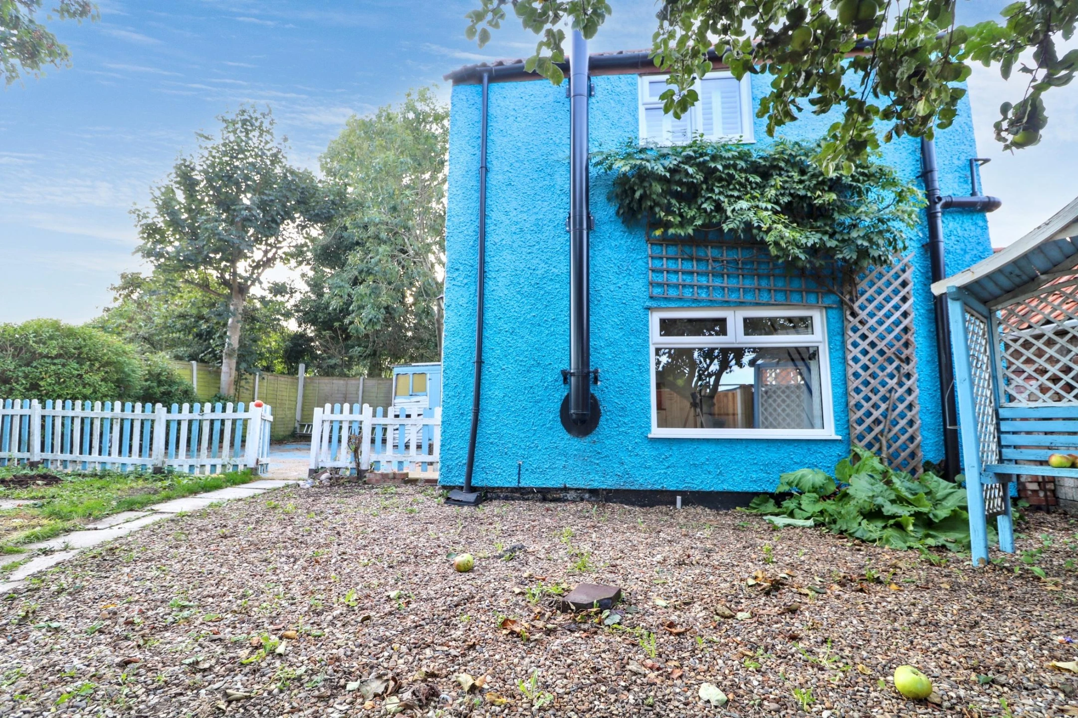 Property enquiry form background image