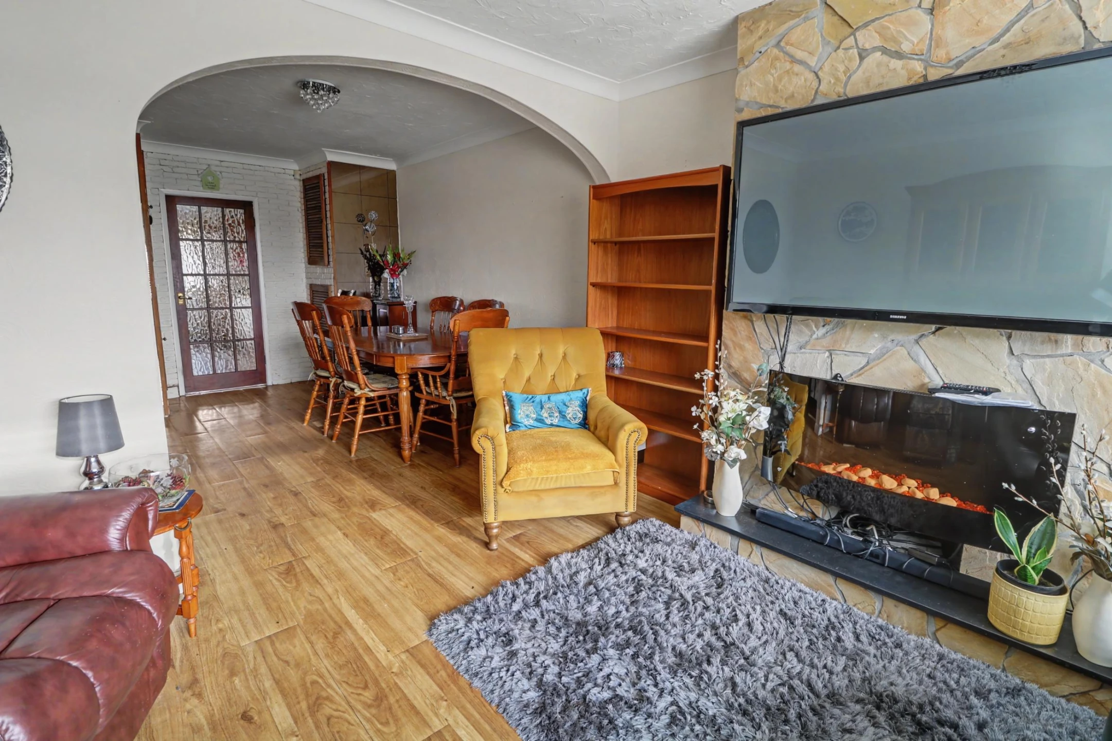 Listing image