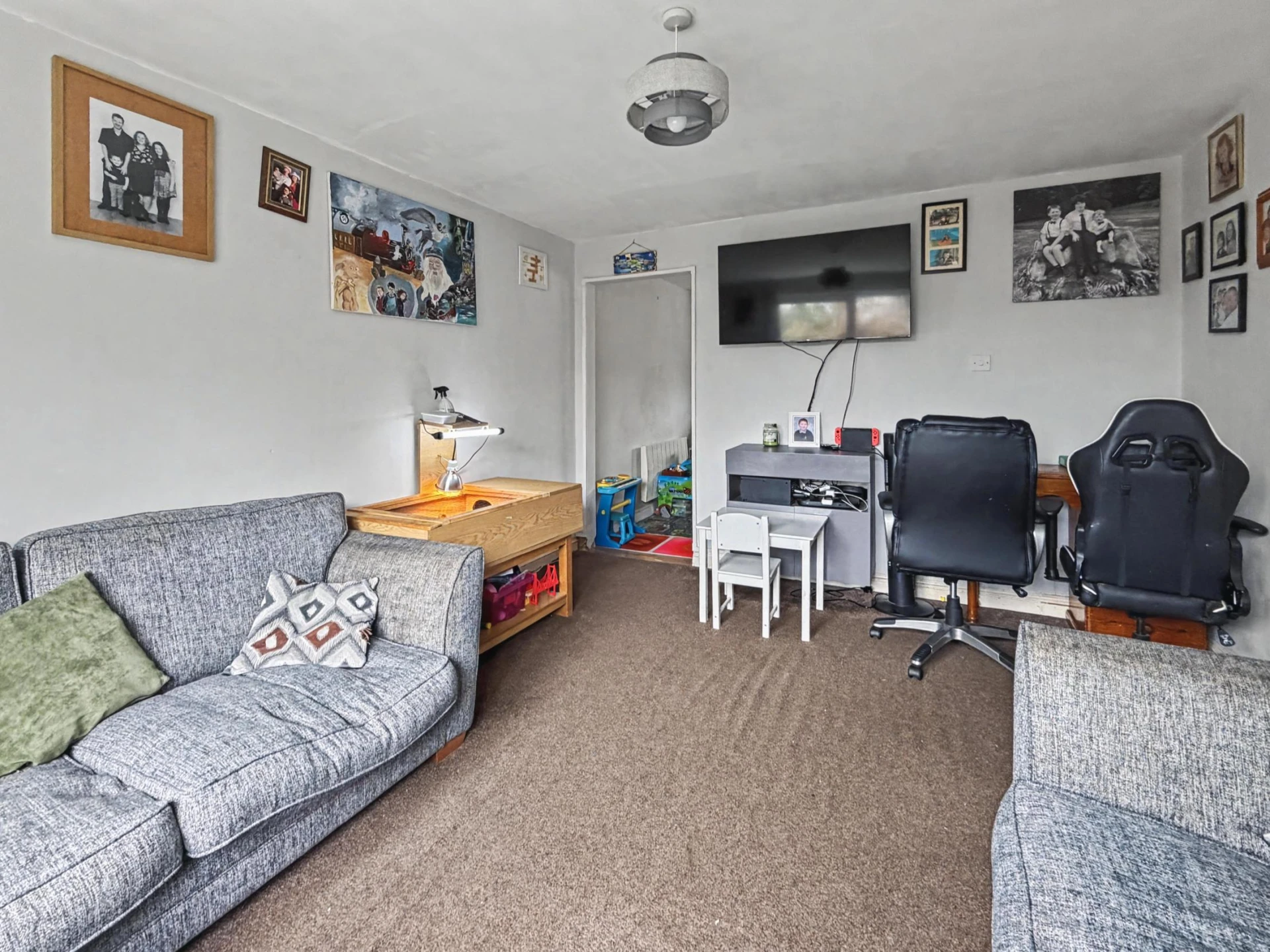 Property enquiry form background image