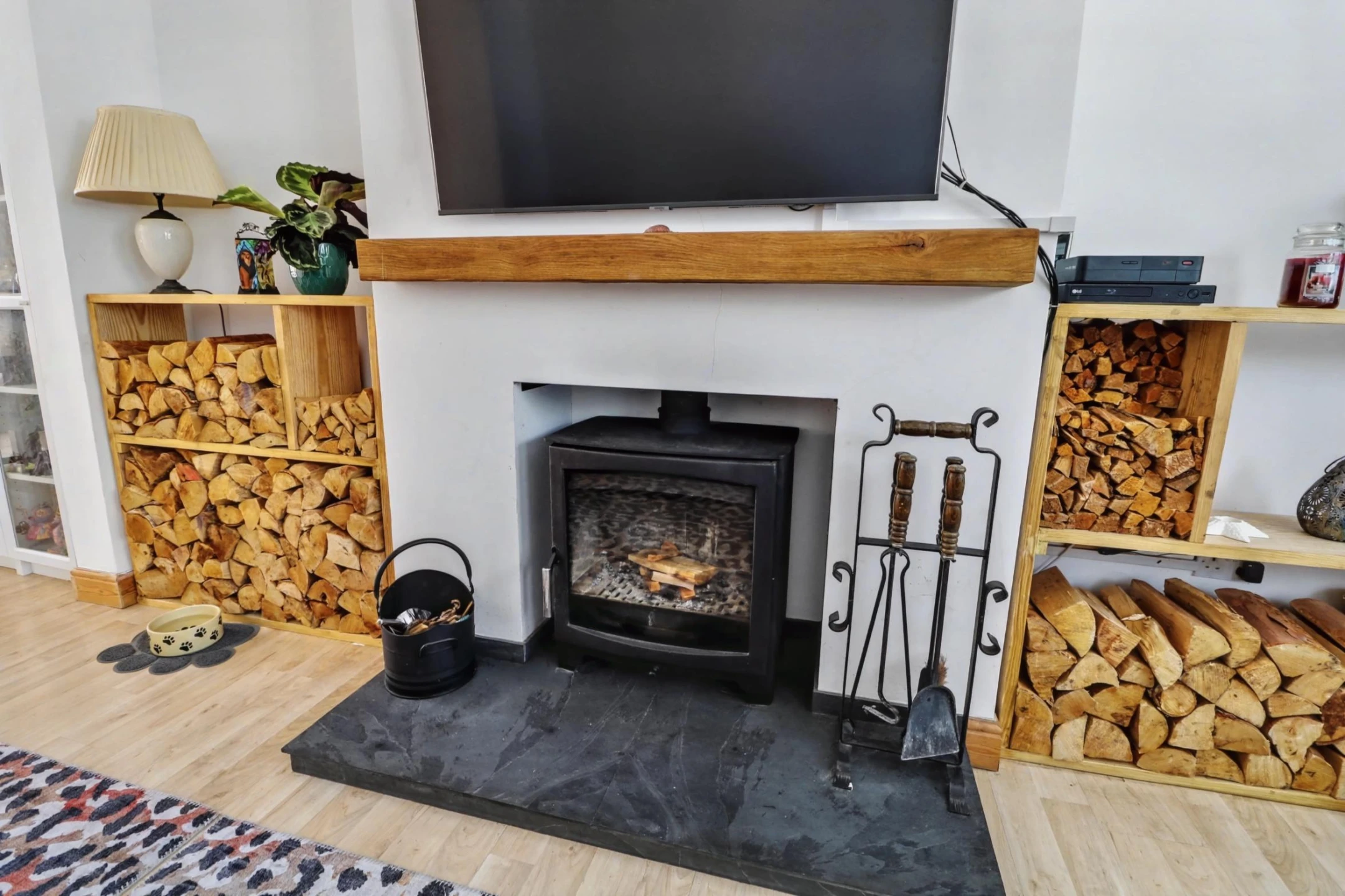 Property enquiry form background image